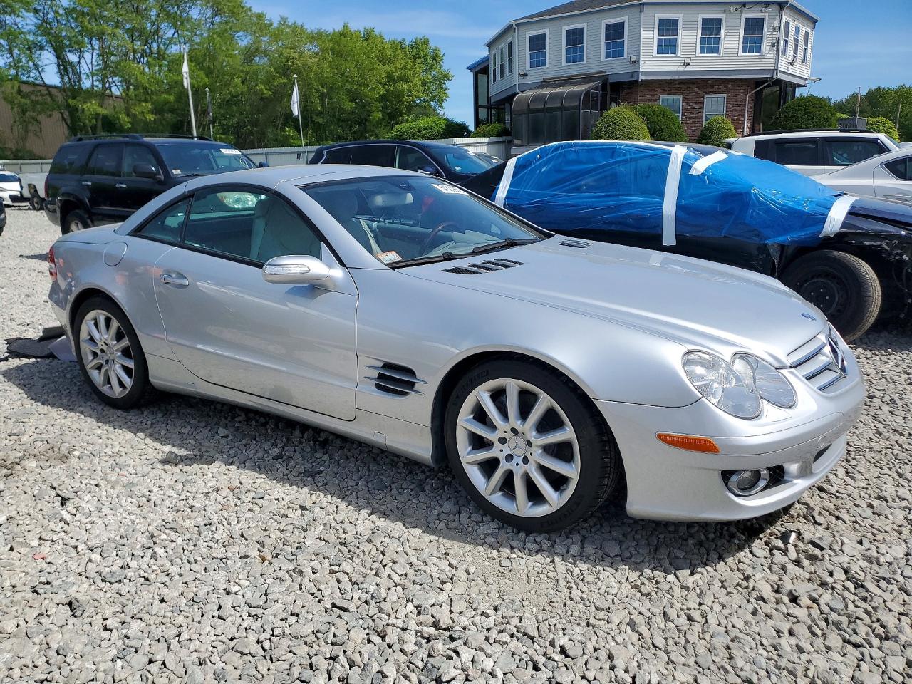 2007 Mercedes-benz Sl 550 Серебряный vin: WDBSK71F57F133826