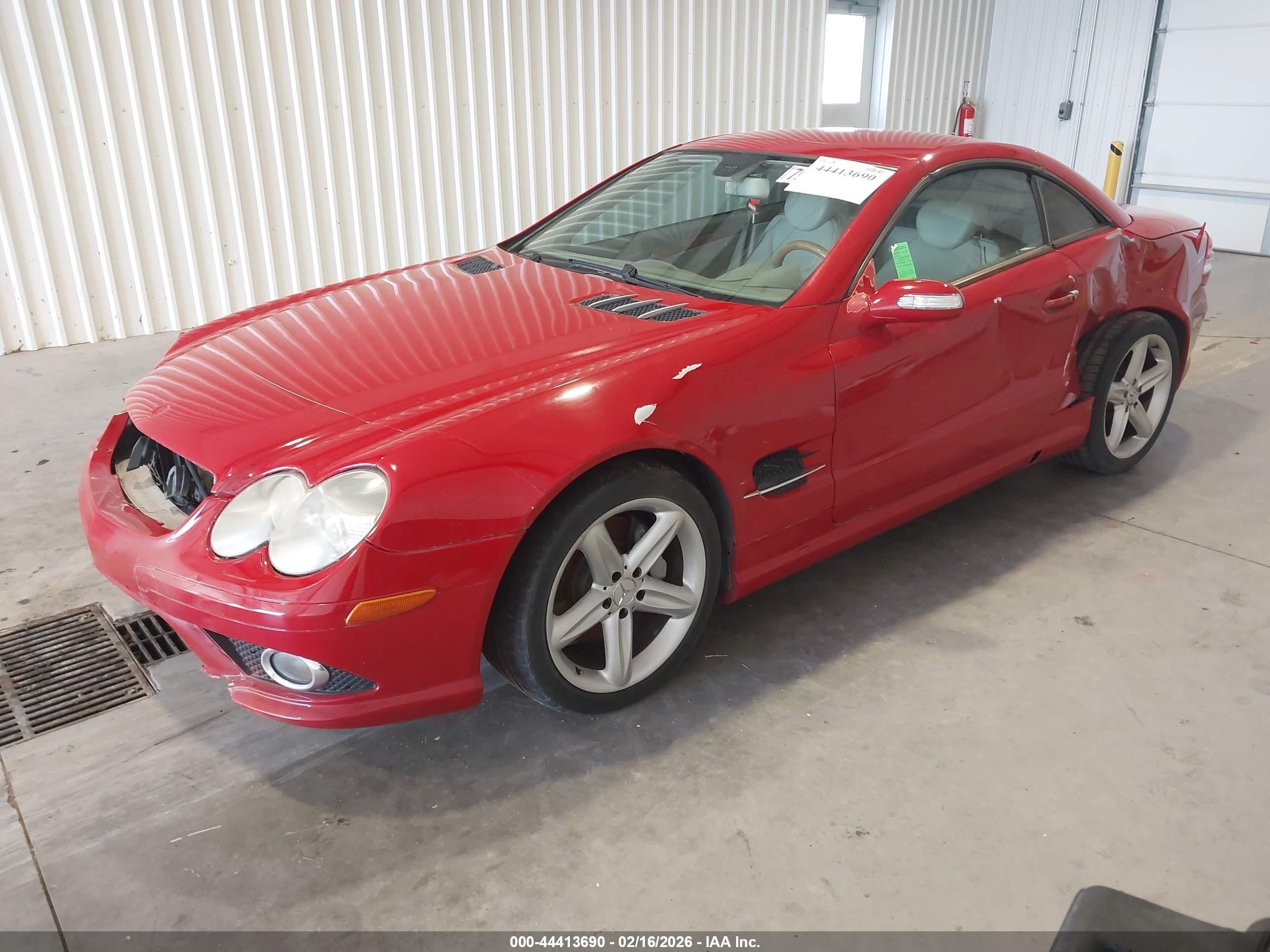 2008 Mercedes-benz Sl 550   Red vin: WDBSK71F58F139580