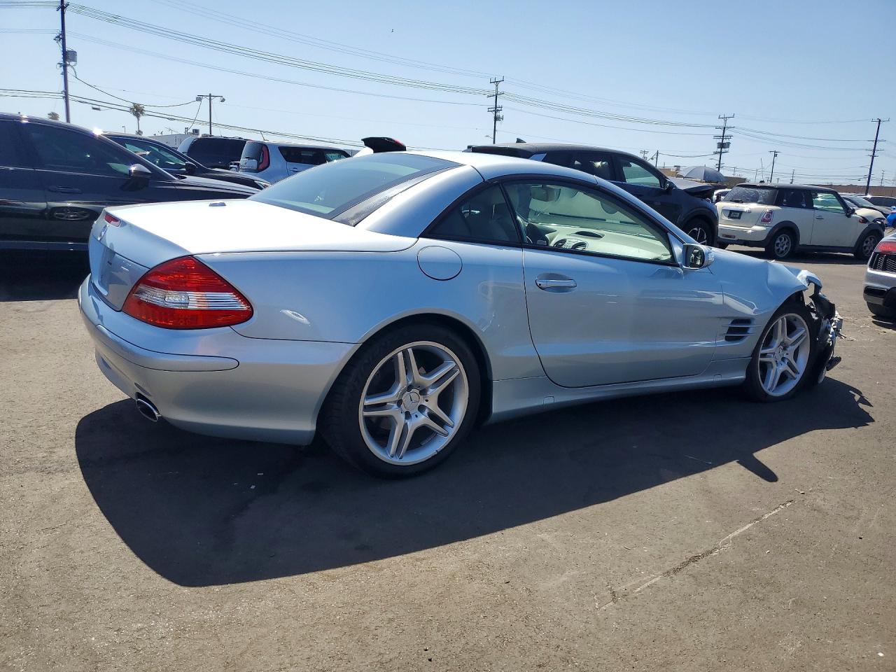 2008 Mercedes-benz Sl-class Sl550 Blue vin: WDBSK71F58F141703