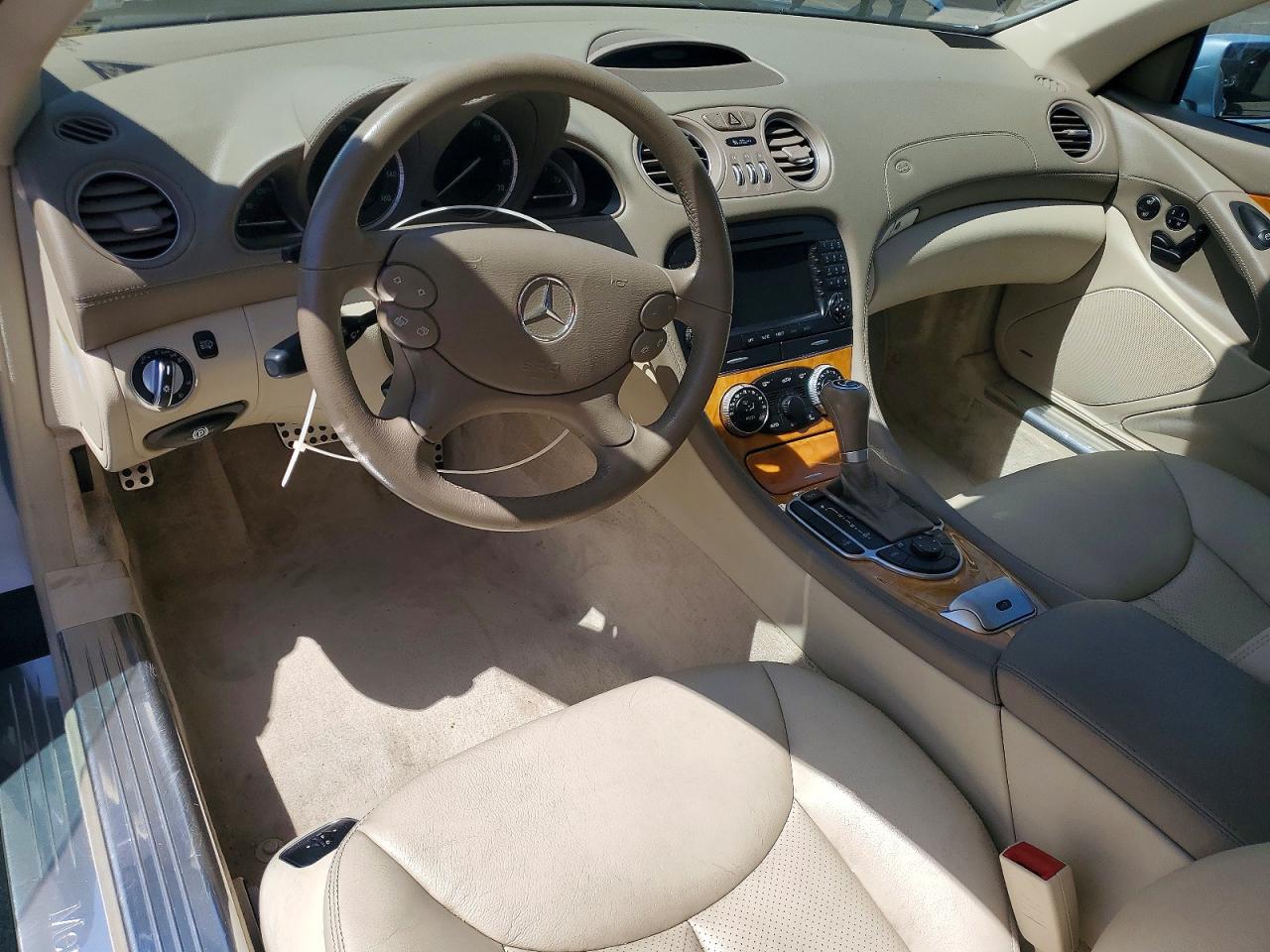 2008 Mercedes-benz Sl-class Sl550 Blue vin: WDBSK71F58F141703