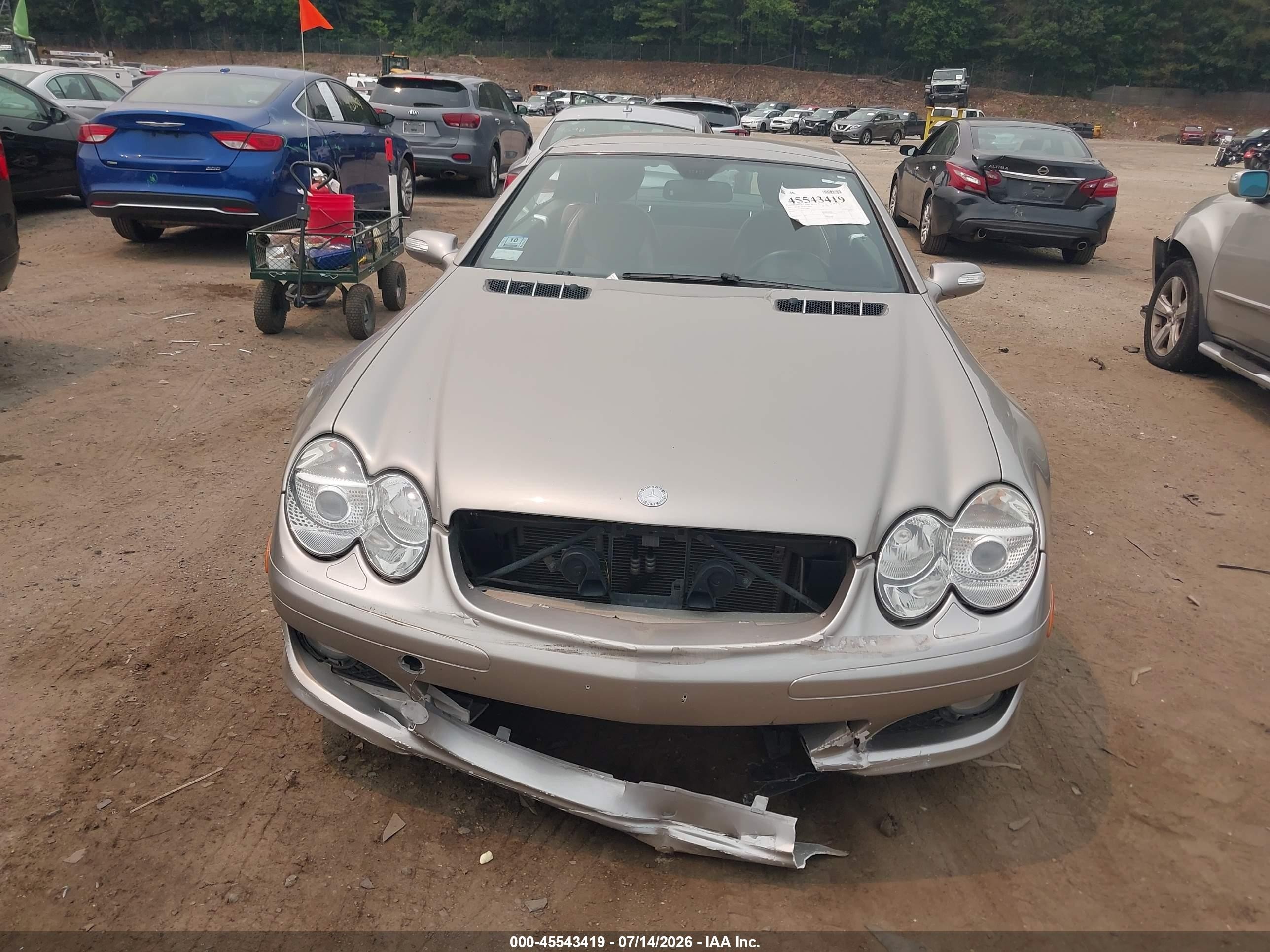 2007 Mercedes-benz Sl 550   Silver vin: WDBSK71F67F118848