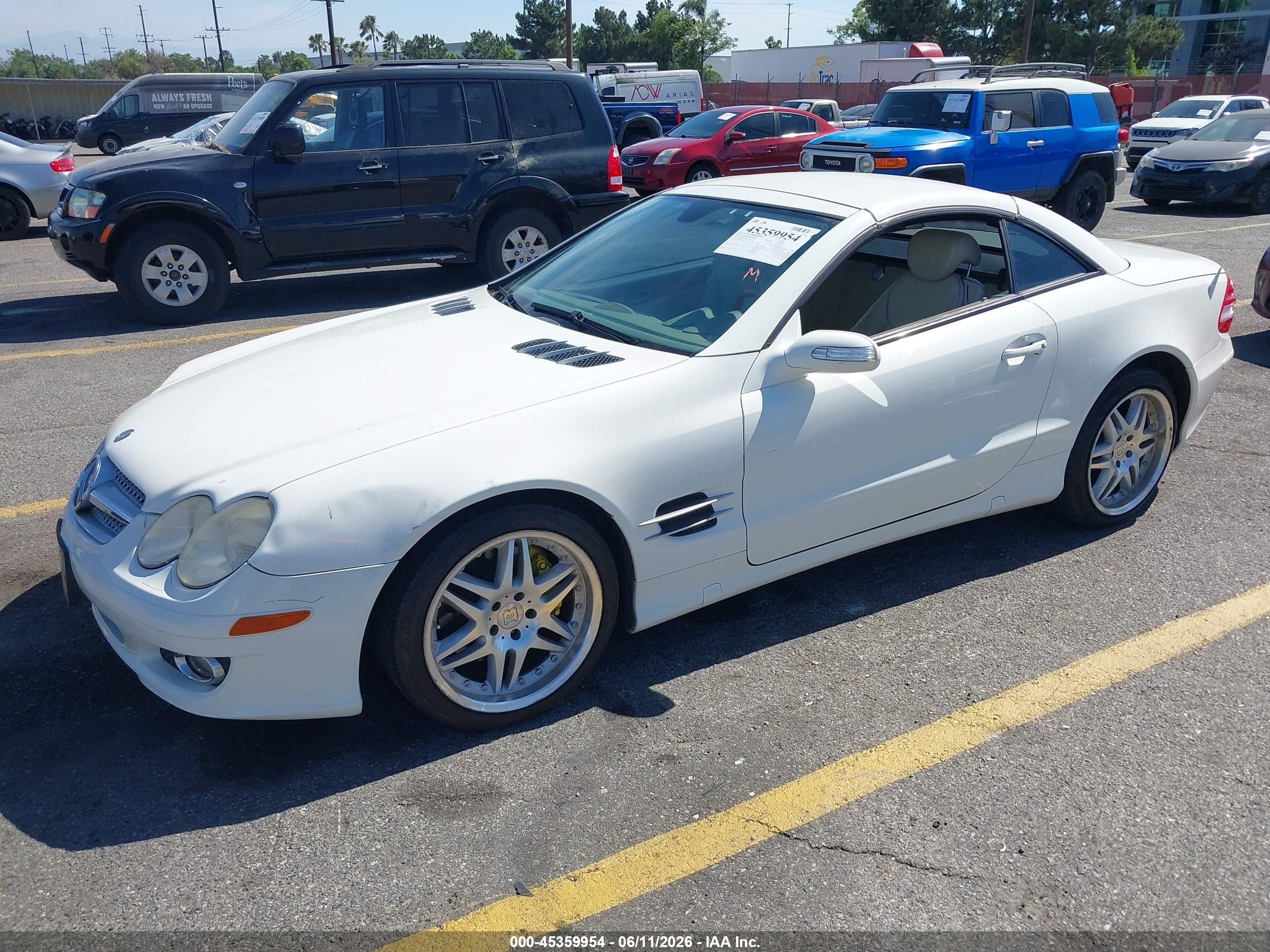 2007 Mercedes-benz Sl 550   Белый vin: WDBSK71F67F121815