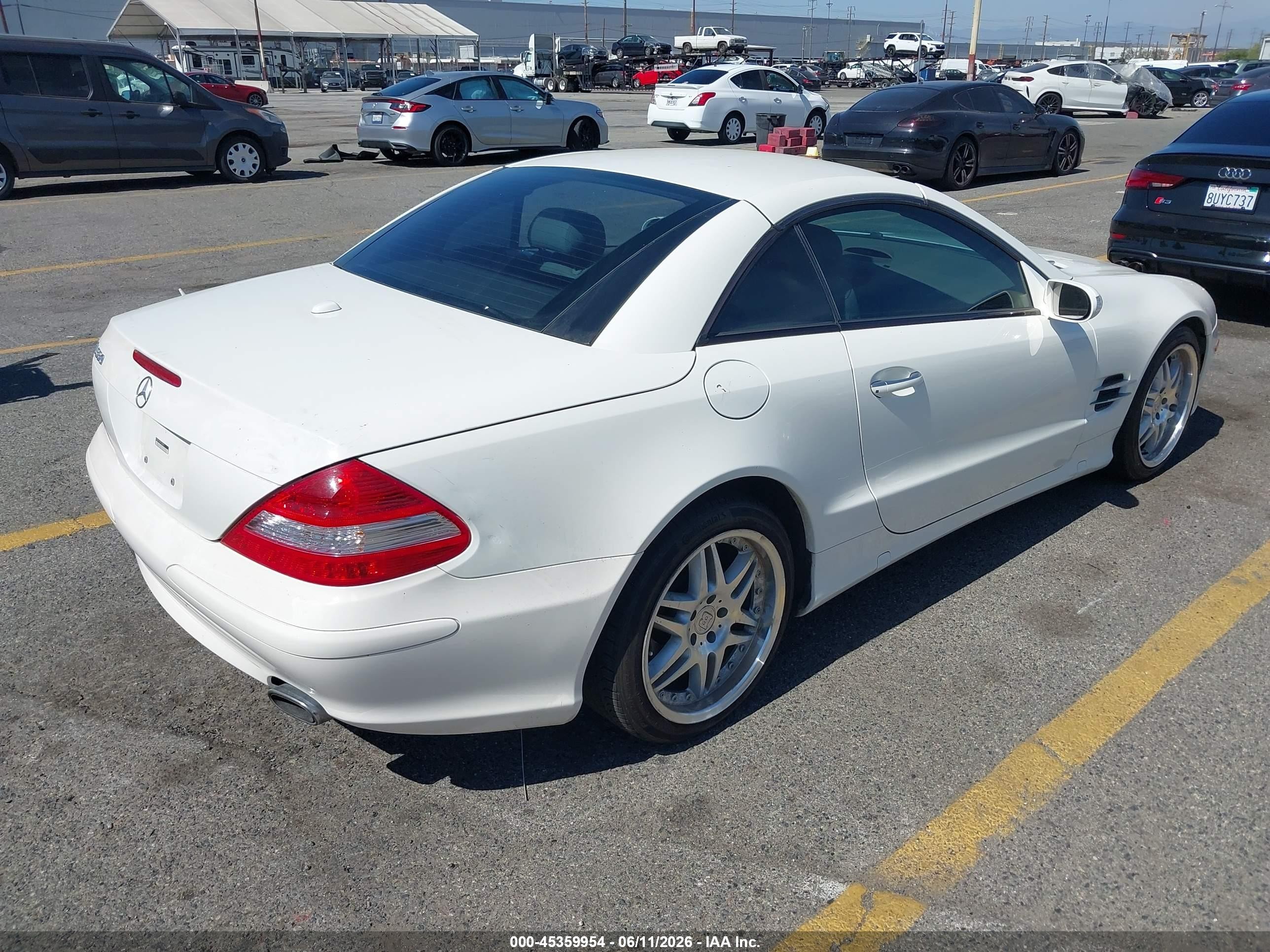 2007 Mercedes-benz Sl 550   Белый vin: WDBSK71F67F121815