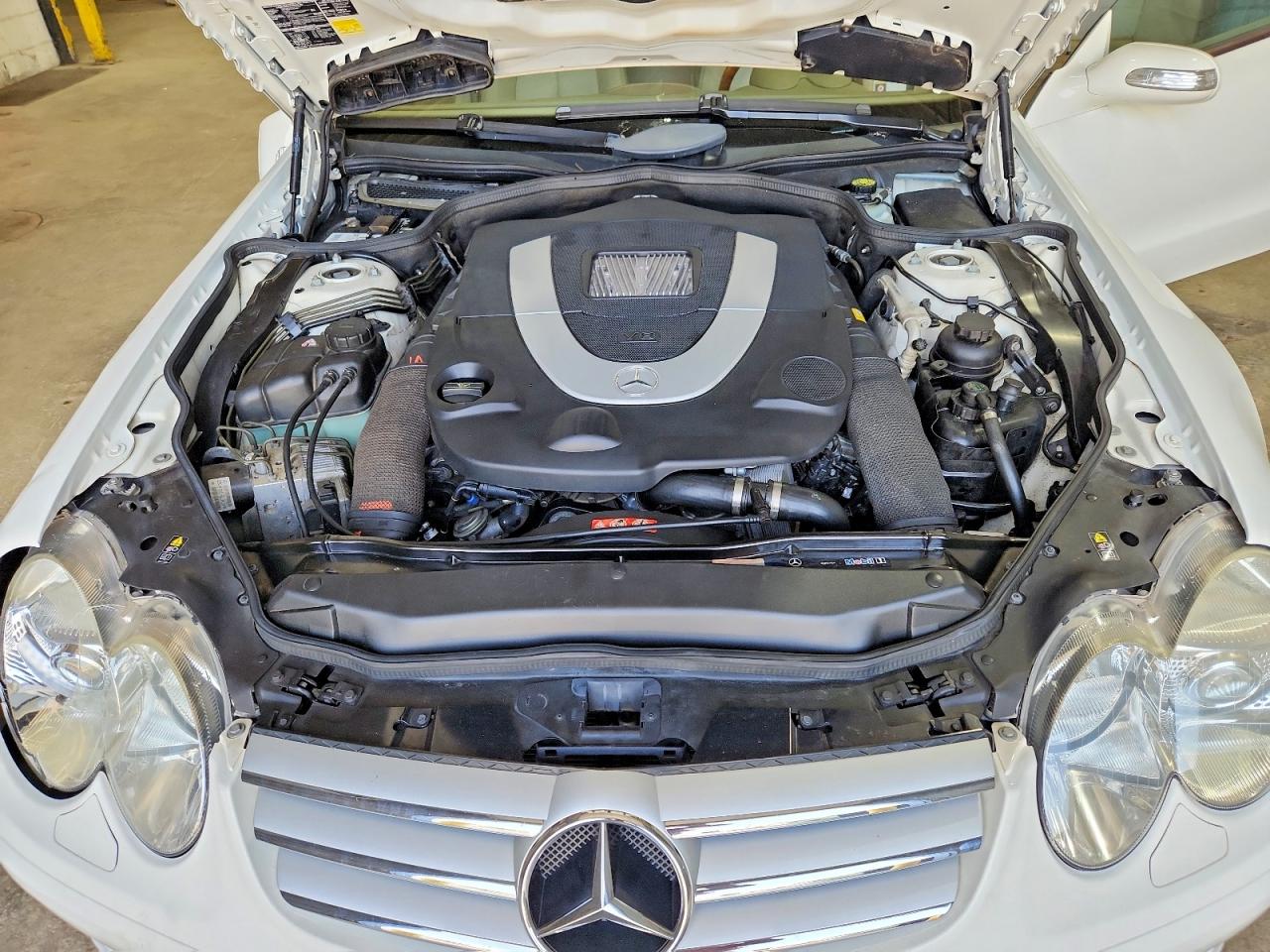2007 Mercedes-benz Sl 550 Белый vin: WDBSK71F67F126528