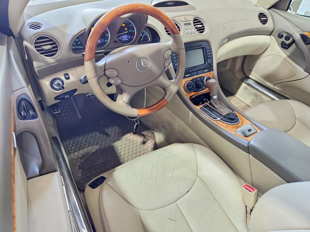 2007 Mercedes-benz Sl 550 Белый vin: WDBSK71F67F126528