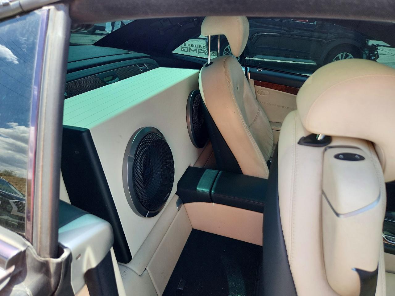 2007 Mercedes-benz Sl 550 White vin: WDBSK71F67F134967