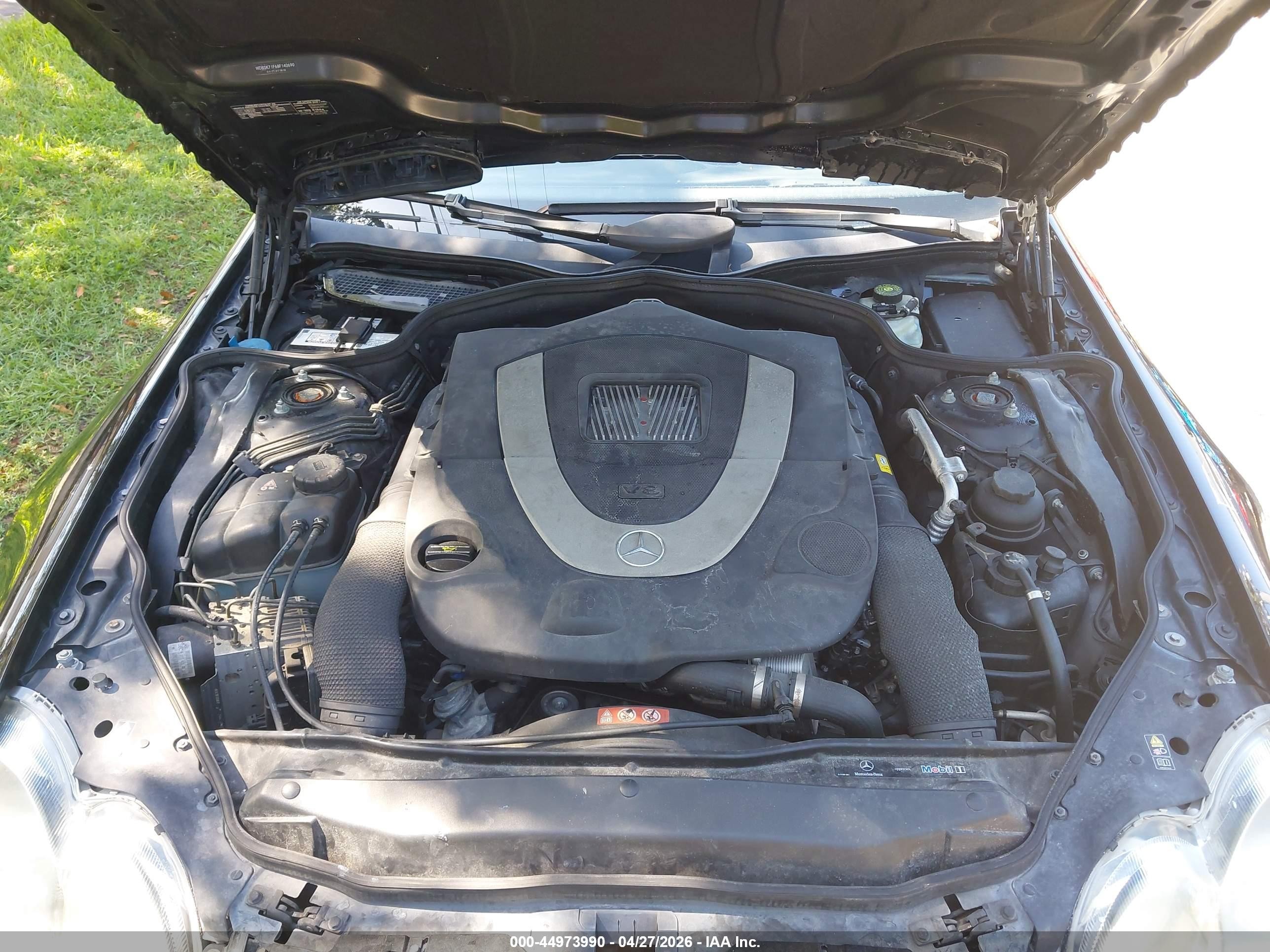 2008 Mercedes-benz Sl 550   Black vin: WDBSK71F68F140690