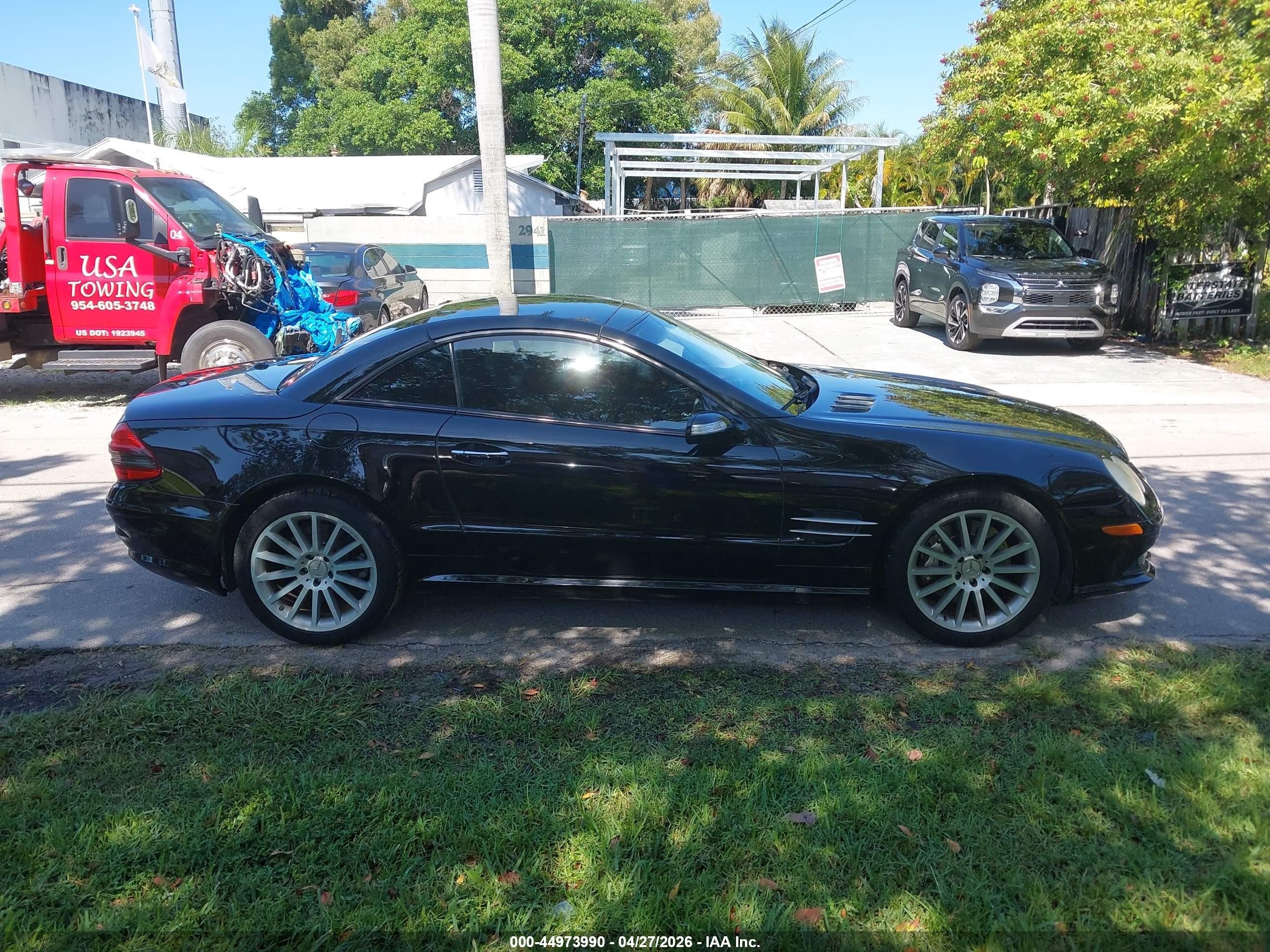 2008 Mercedes-benz Sl 550   Black vin: WDBSK71F68F140690