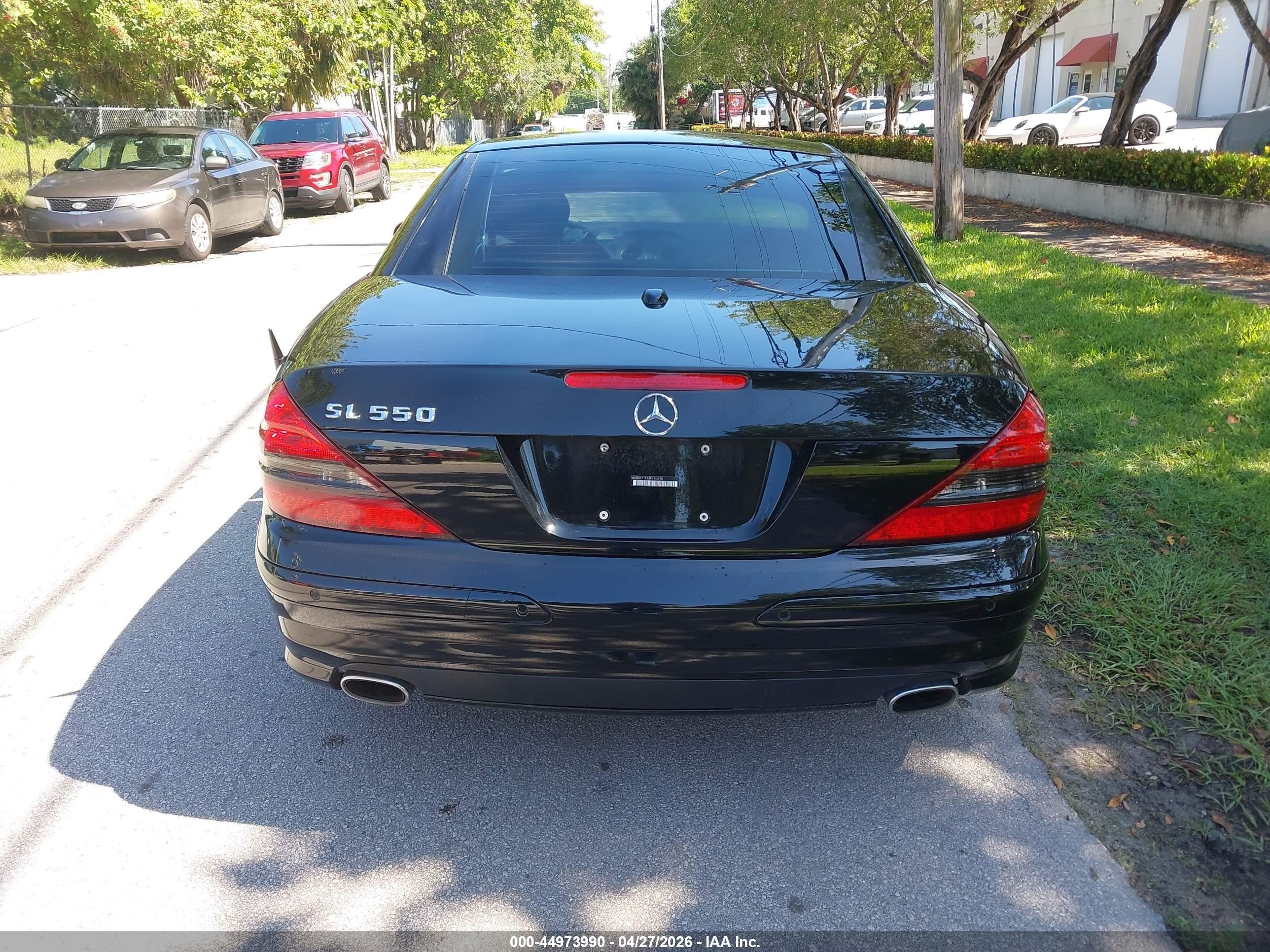 2008 Mercedes-benz Sl 550   Black vin: WDBSK71F68F140690