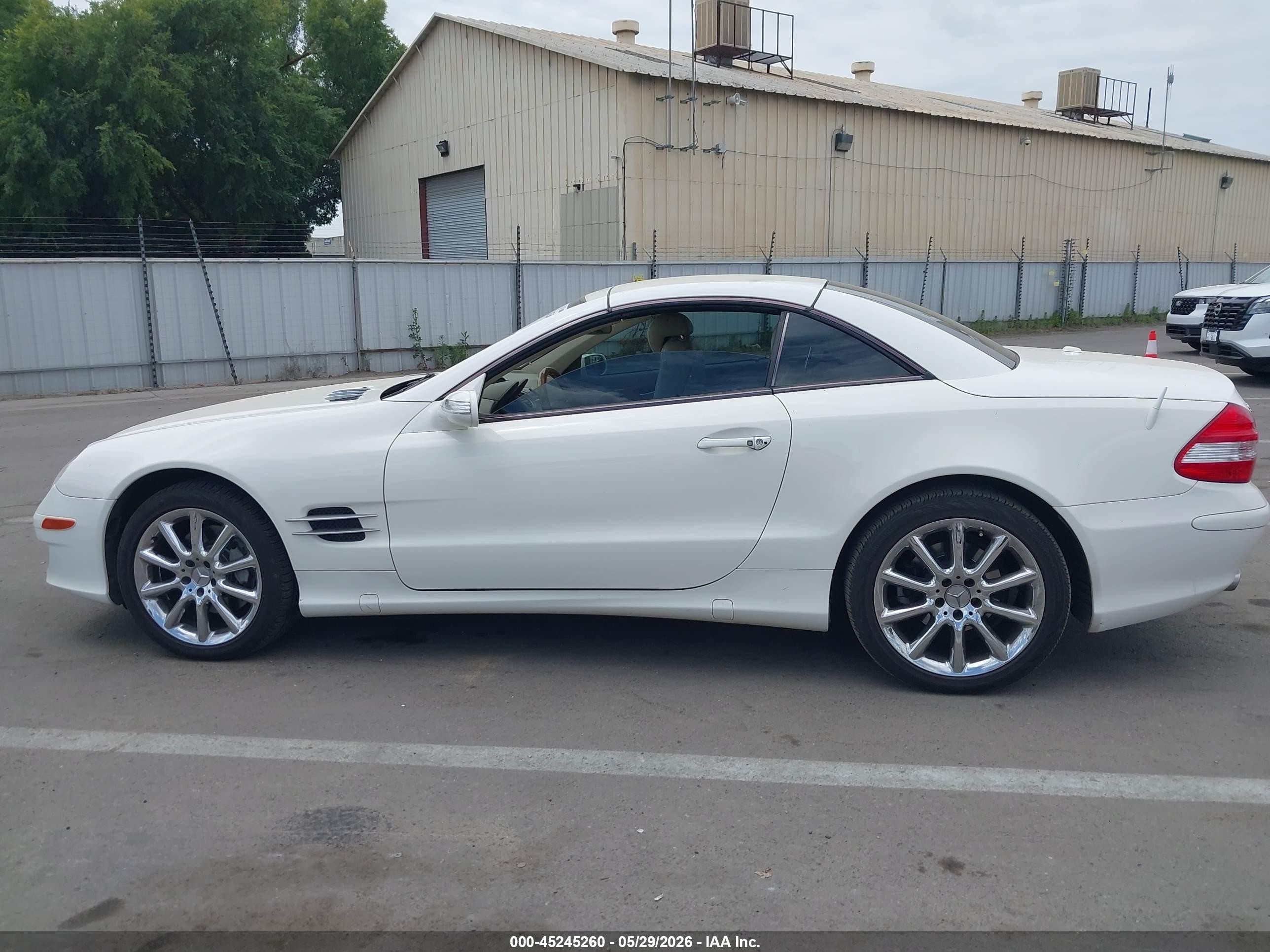 2007 Mercedes-benz Sl 550 Белый vin: WDBSK71F77F119197