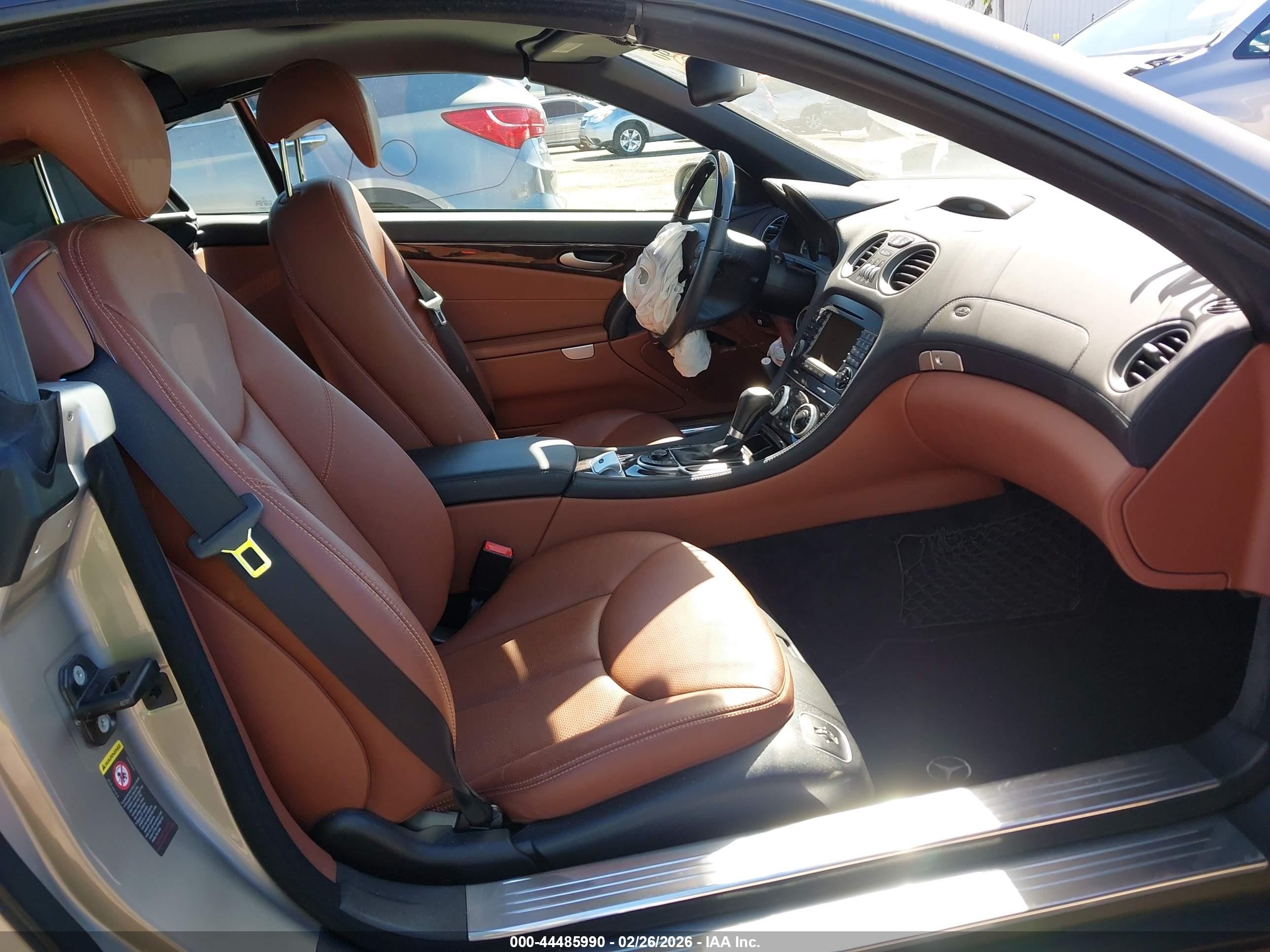 2007 Mercedes-benz Sl 550   Gray vin: WDBSK71F77F120138