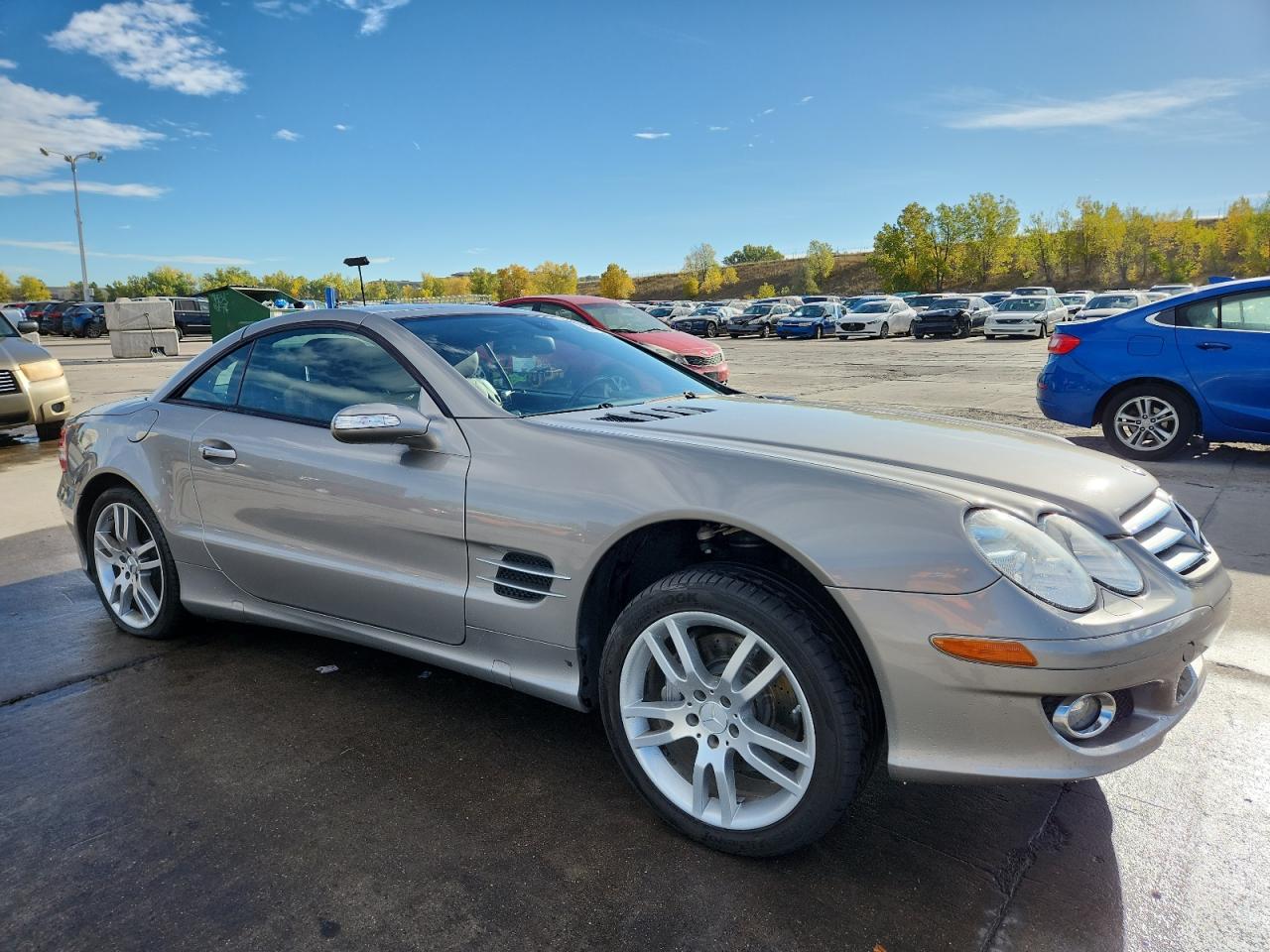 2007 Mercedes-benz Sl 550 Beige vin: WDBSK71F77F120687