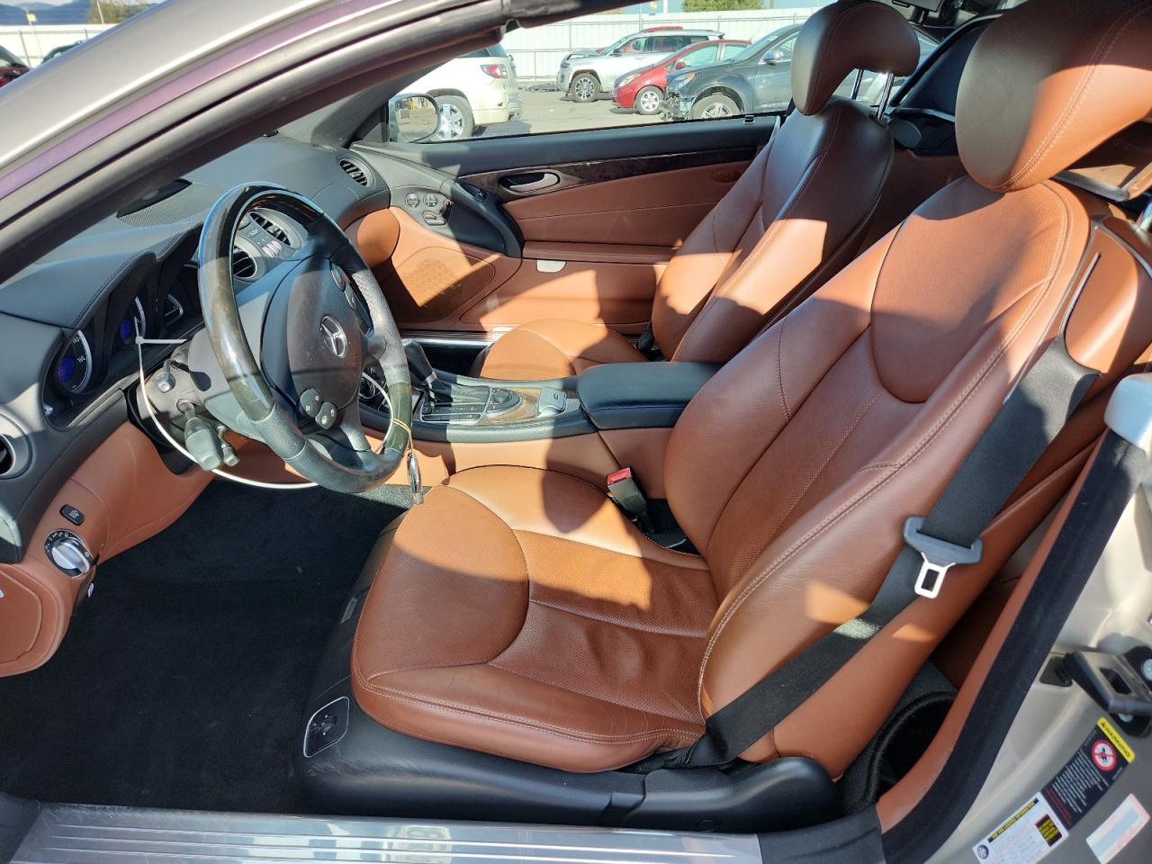 2007 Mercedes-benz Sl 550 Beige vin: WDBSK71F77F120687
