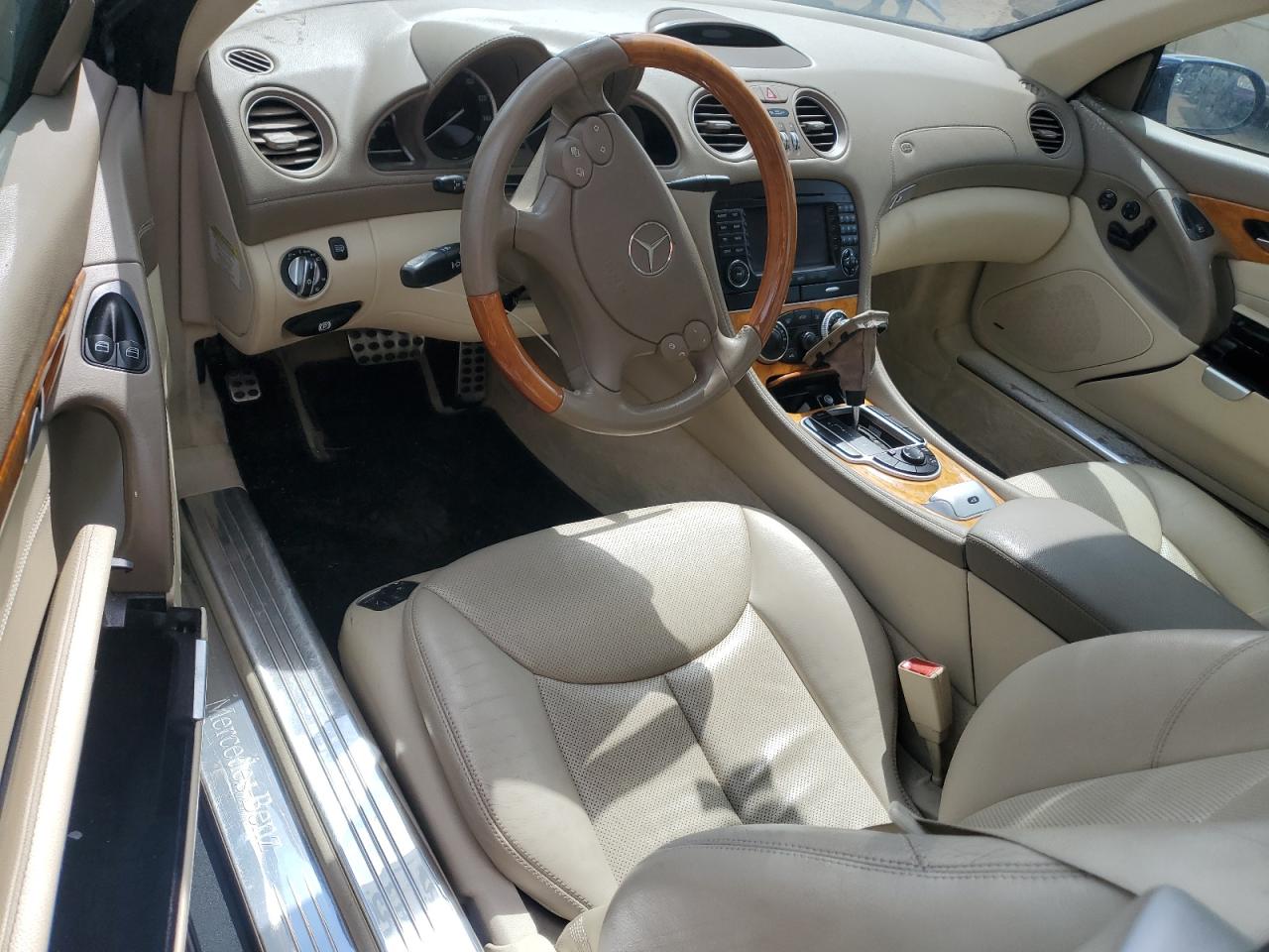 2007 Mercedes-benz Sl 550 Blue vin: WDBSK71F77F120916