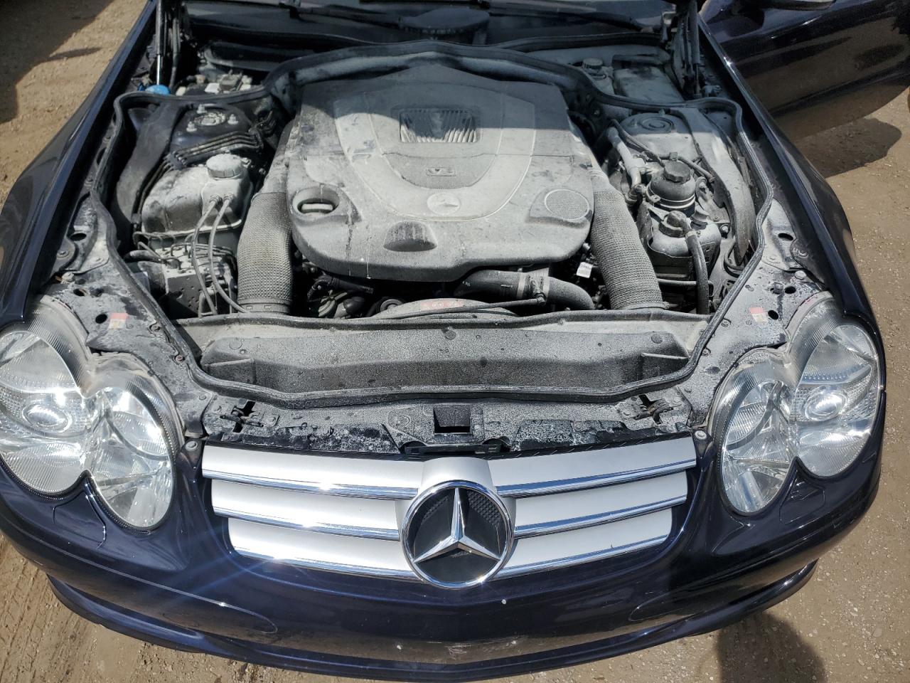 2007 Mercedes-benz Sl 550 Blue vin: WDBSK71F77F120916