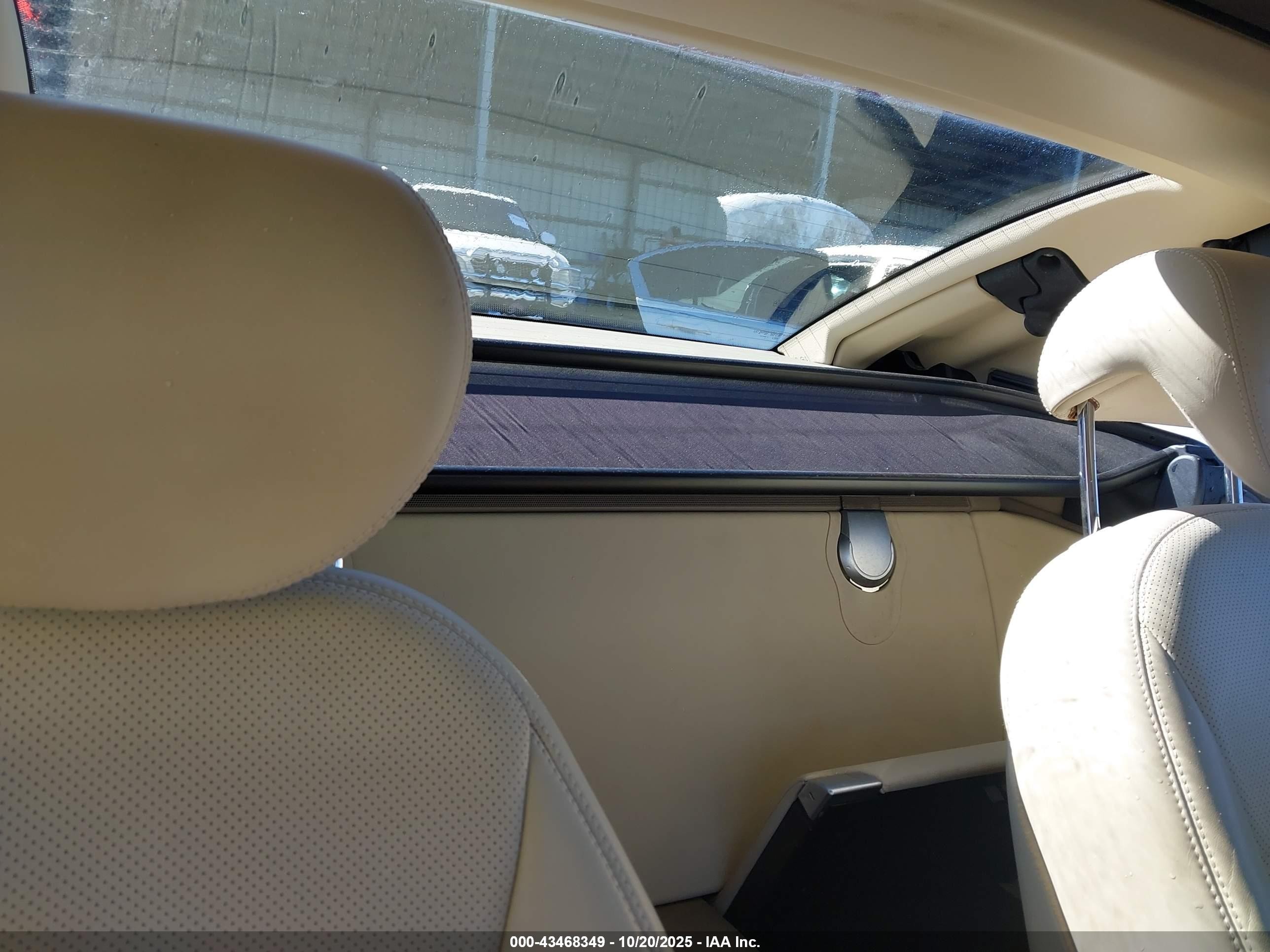 2008 Mercedes-benz Sl 550   Blue vin: WDBSK71F78F138365