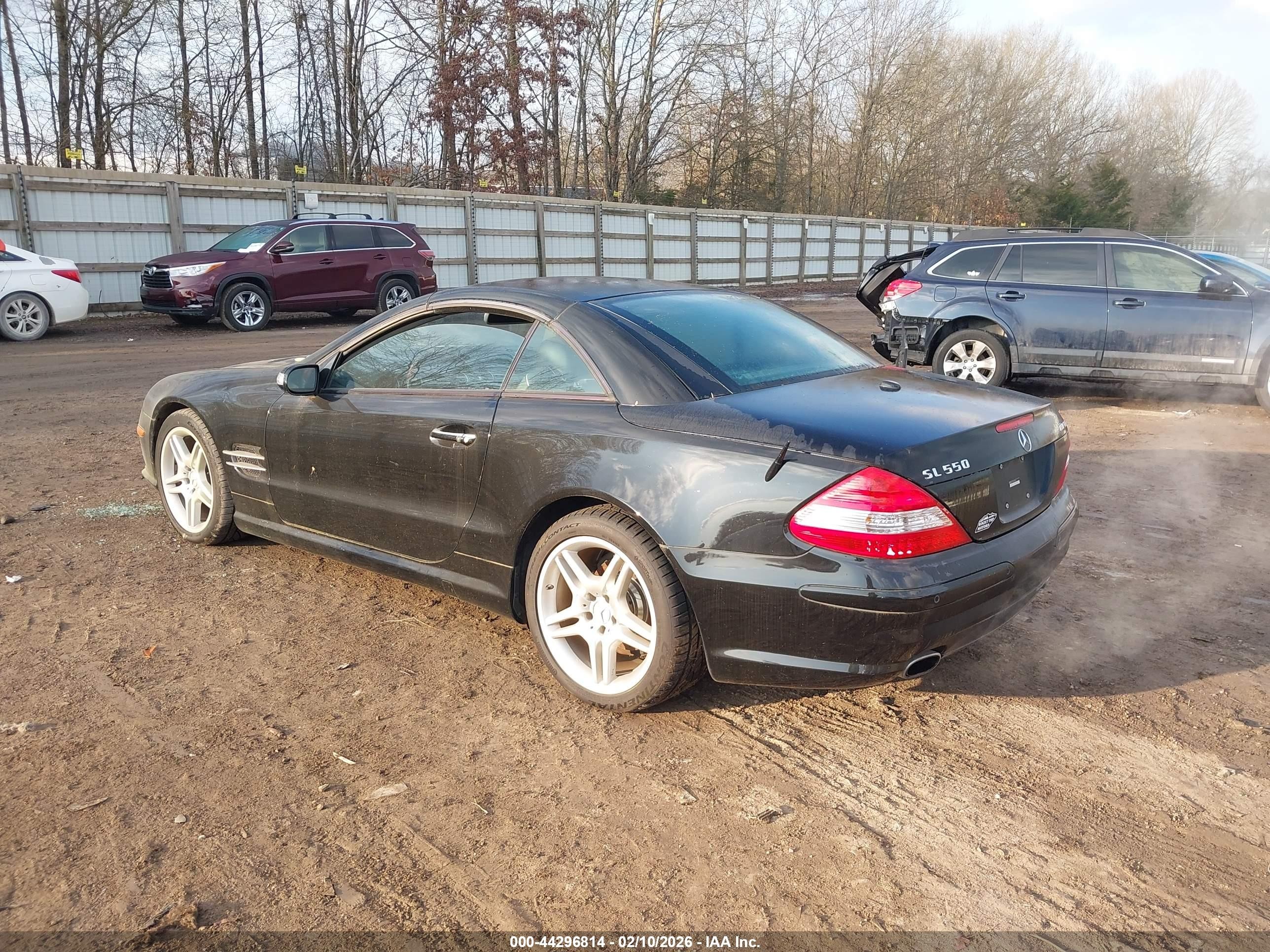 2008 Mercedes-benz Sl 550   Black vin: WDBSK71F78F139662
