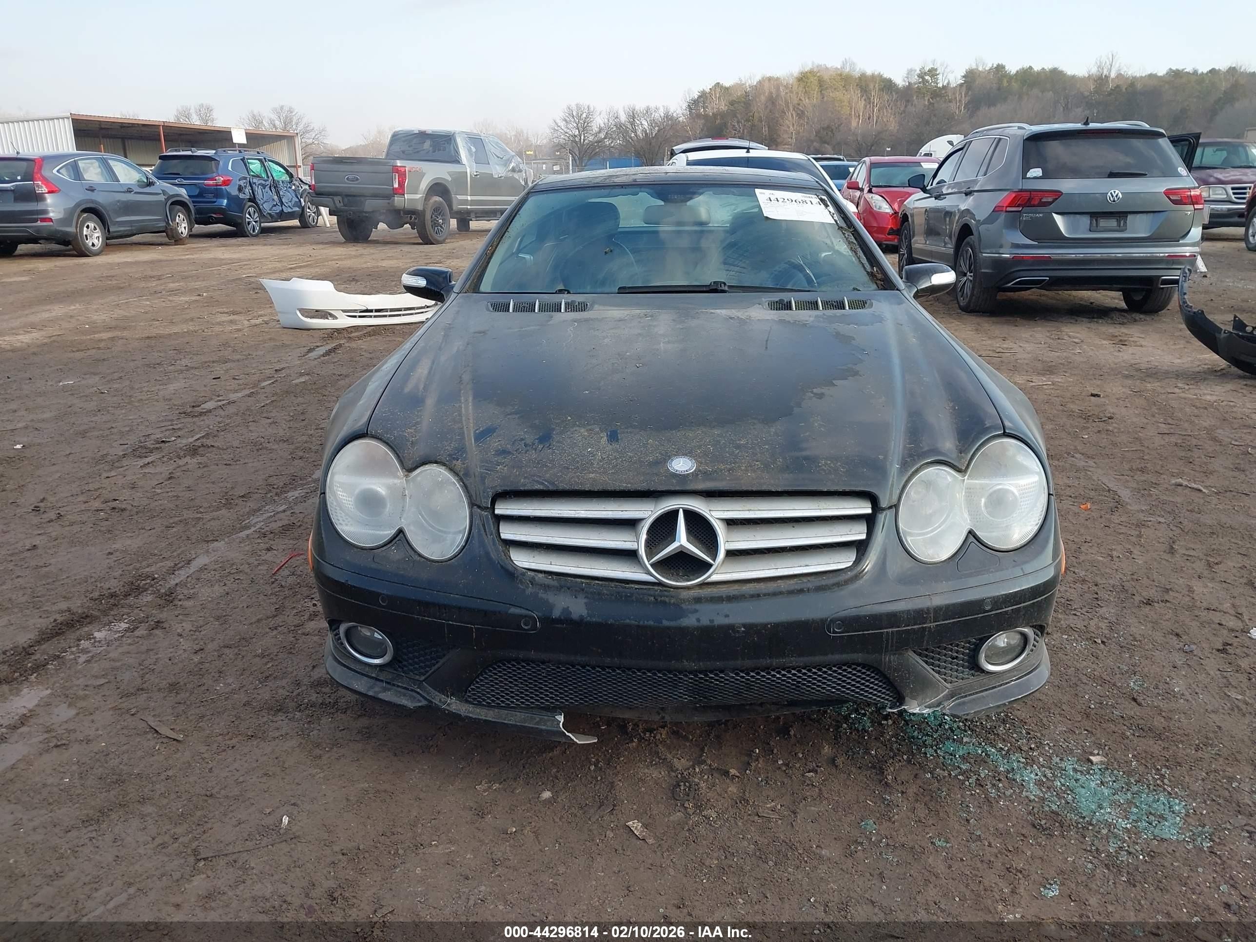 2008 Mercedes-benz Sl 550   Black vin: WDBSK71F78F139662