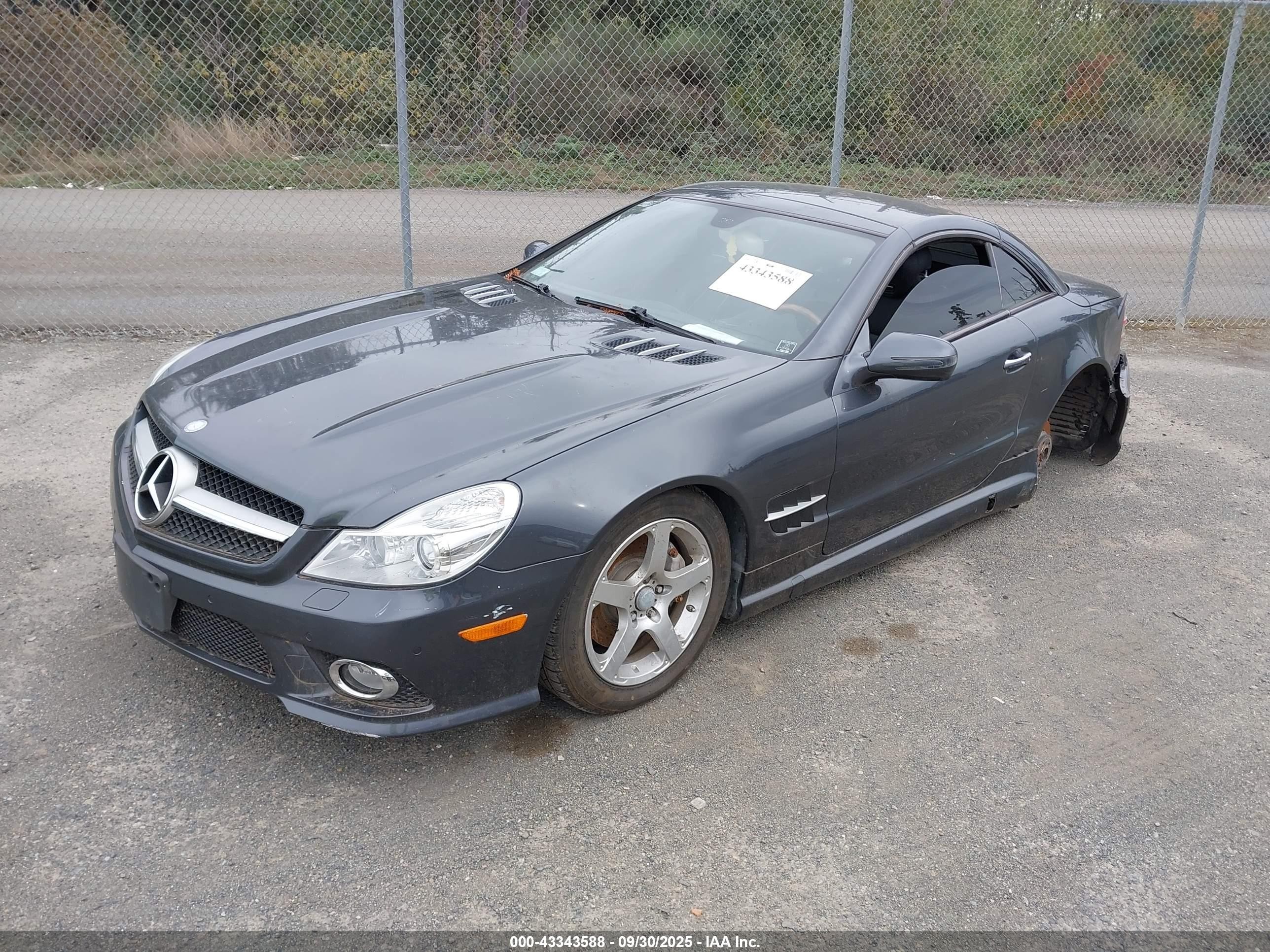 2009 Mercedes-benz Sl 550   Gray vin: WDBSK71F79F150260
