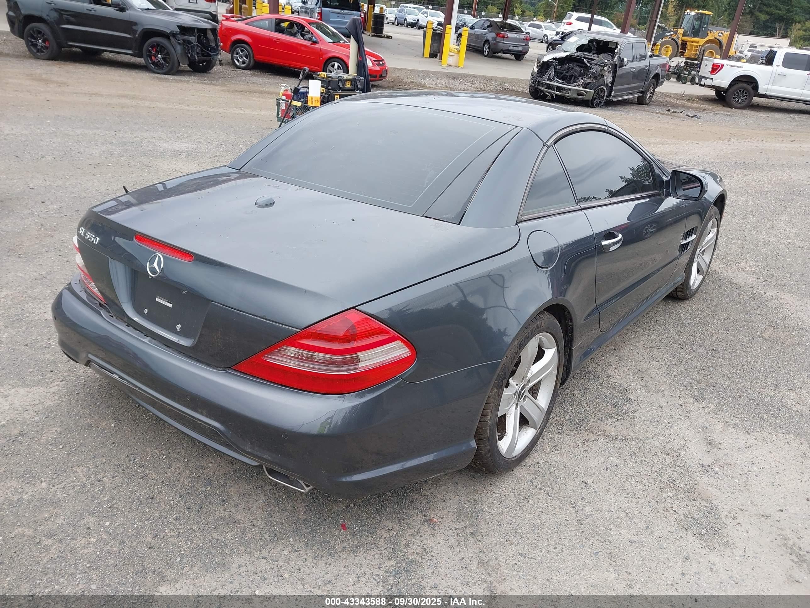 2009 Mercedes-benz Sl 550   Gray vin: WDBSK71F79F150260