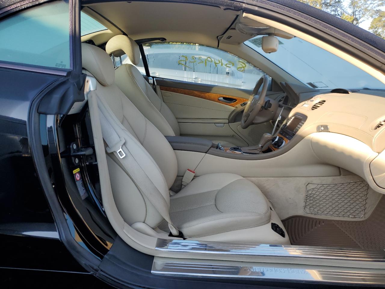 2007 Mercedes-benz Sl 550 Black vin: WDBSK71F87F119385