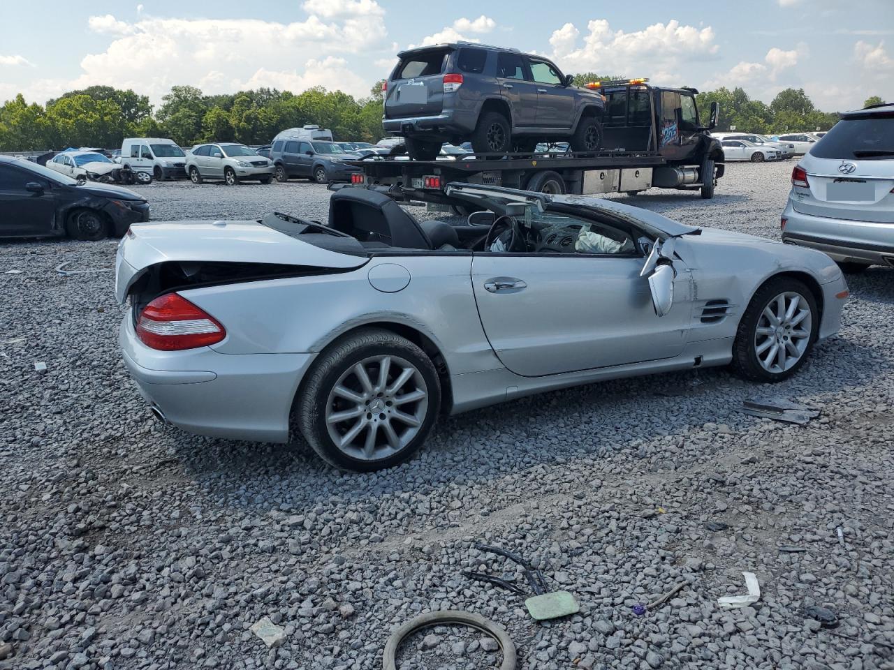 2007 Mercedes-benz Sl 550 Silver vin: WDBSK71F87F133710
