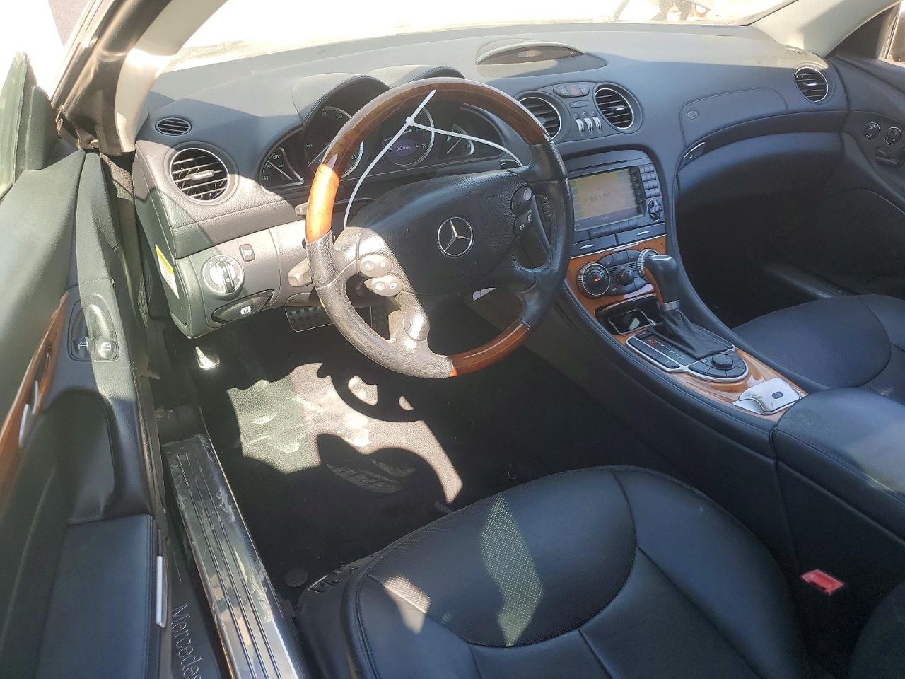 2007 Mercedes-benz Sl 550 Black vin: WDBSK71F87F135070