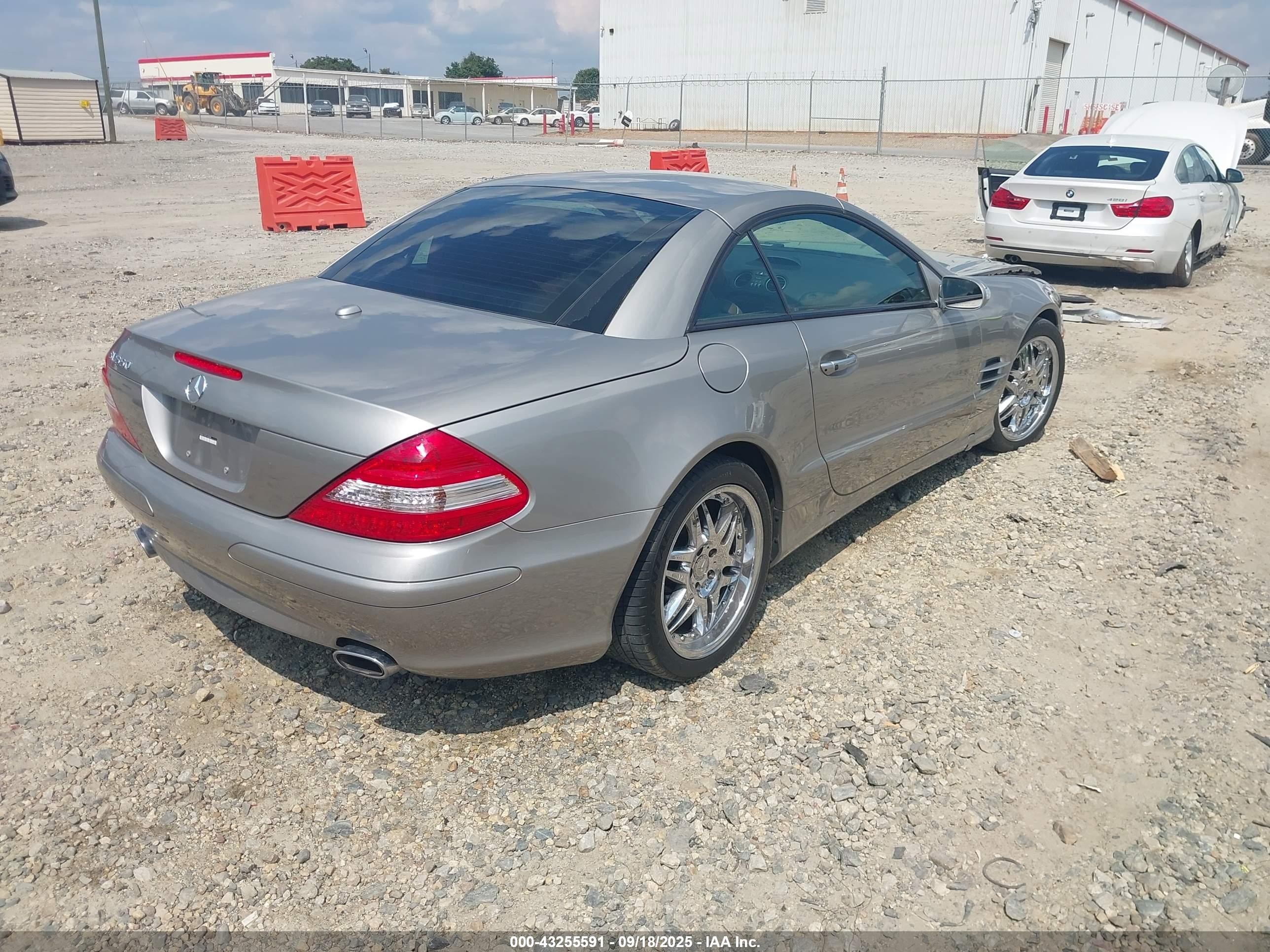 2007 Mercedes-benz Sl 550   Бежевый vin: WDBSK71F97F120240