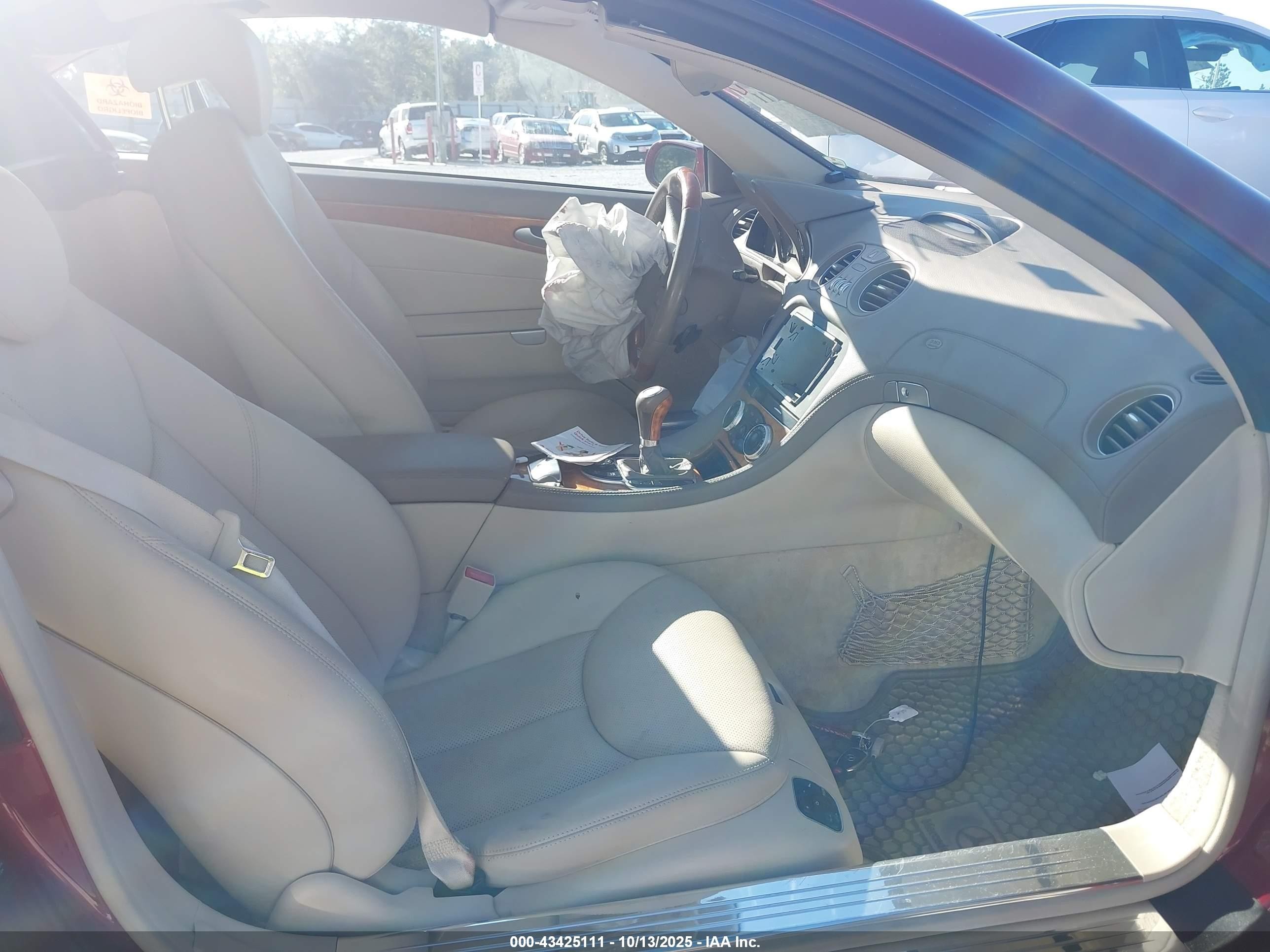 2007 Mercedes-benz Sl 550   Red vin: WDBSK71F97F122263