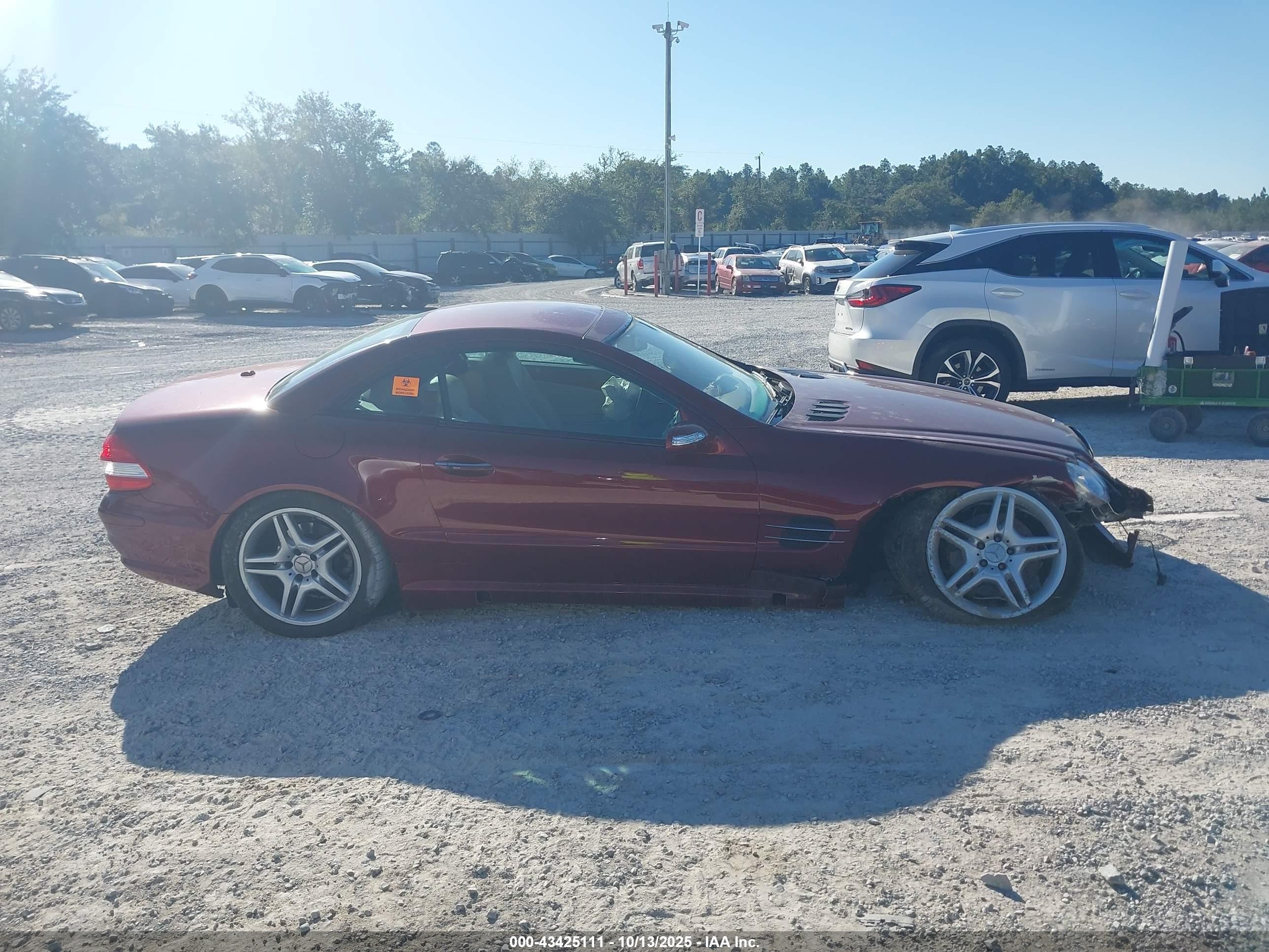 2007 Mercedes-benz Sl 550   Red vin: WDBSK71F97F122263