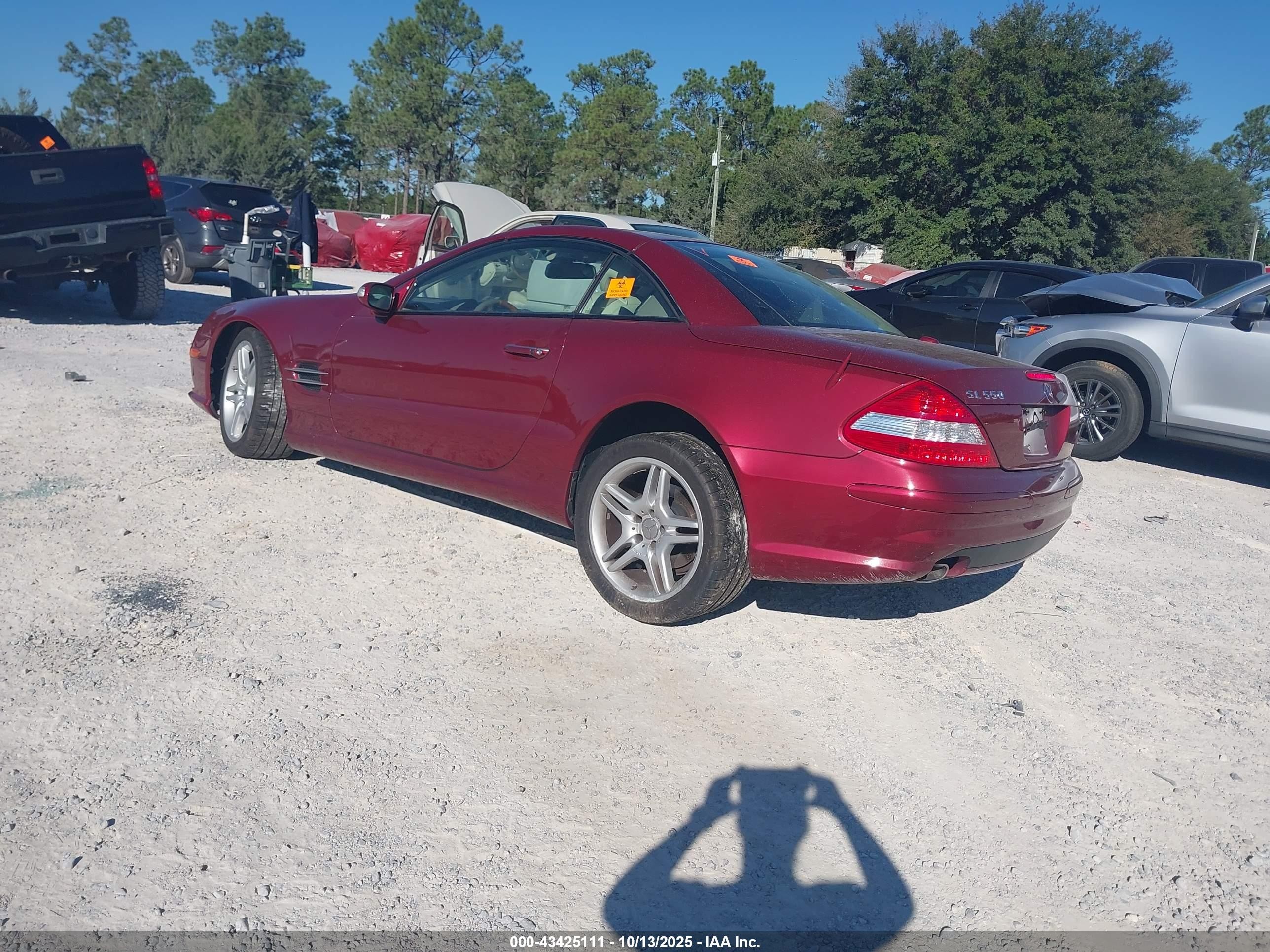 2007 Mercedes-benz Sl 550   Red vin: WDBSK71F97F122263