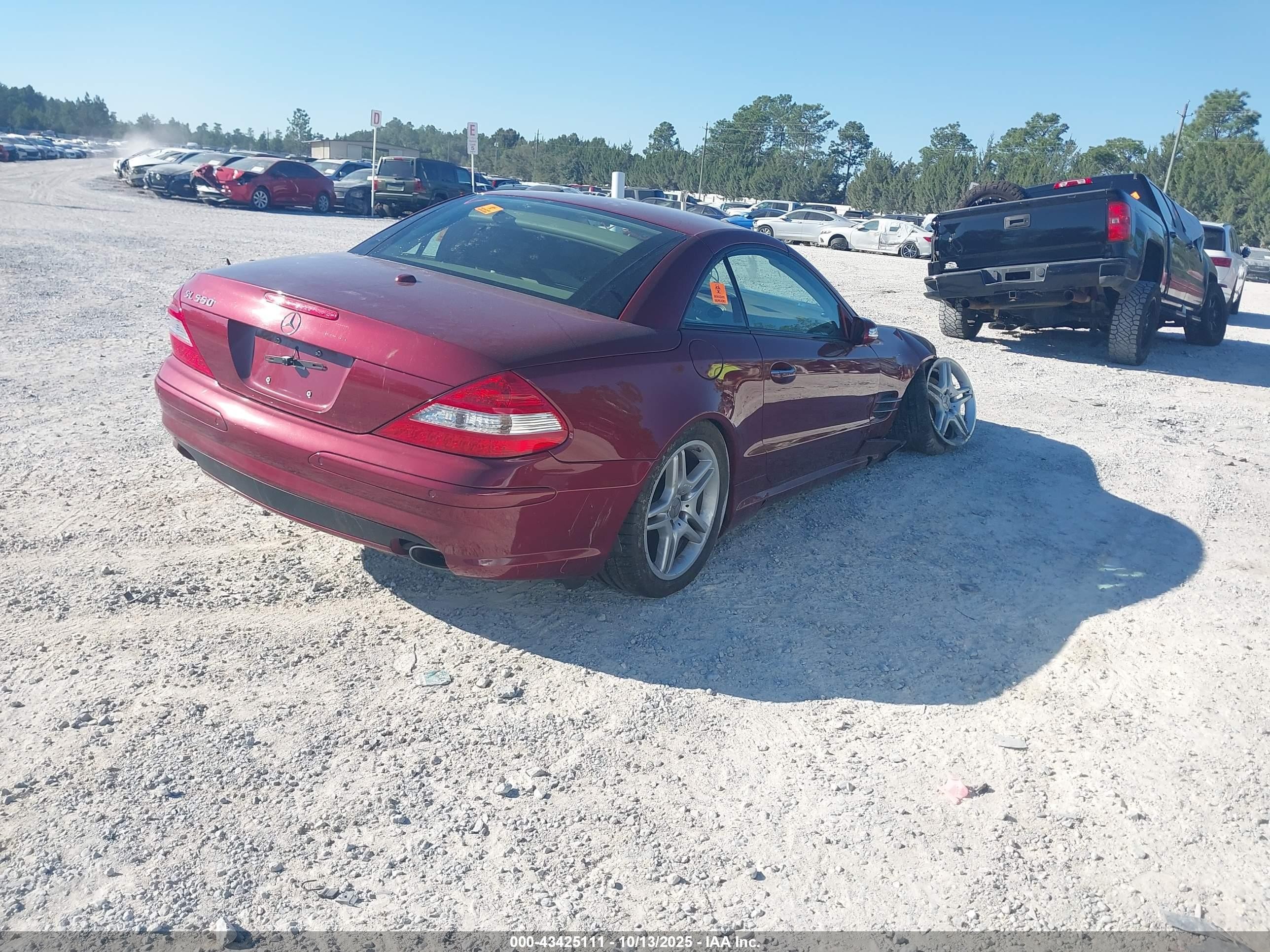 2007 Mercedes-benz Sl 550   Red vin: WDBSK71F97F122263
