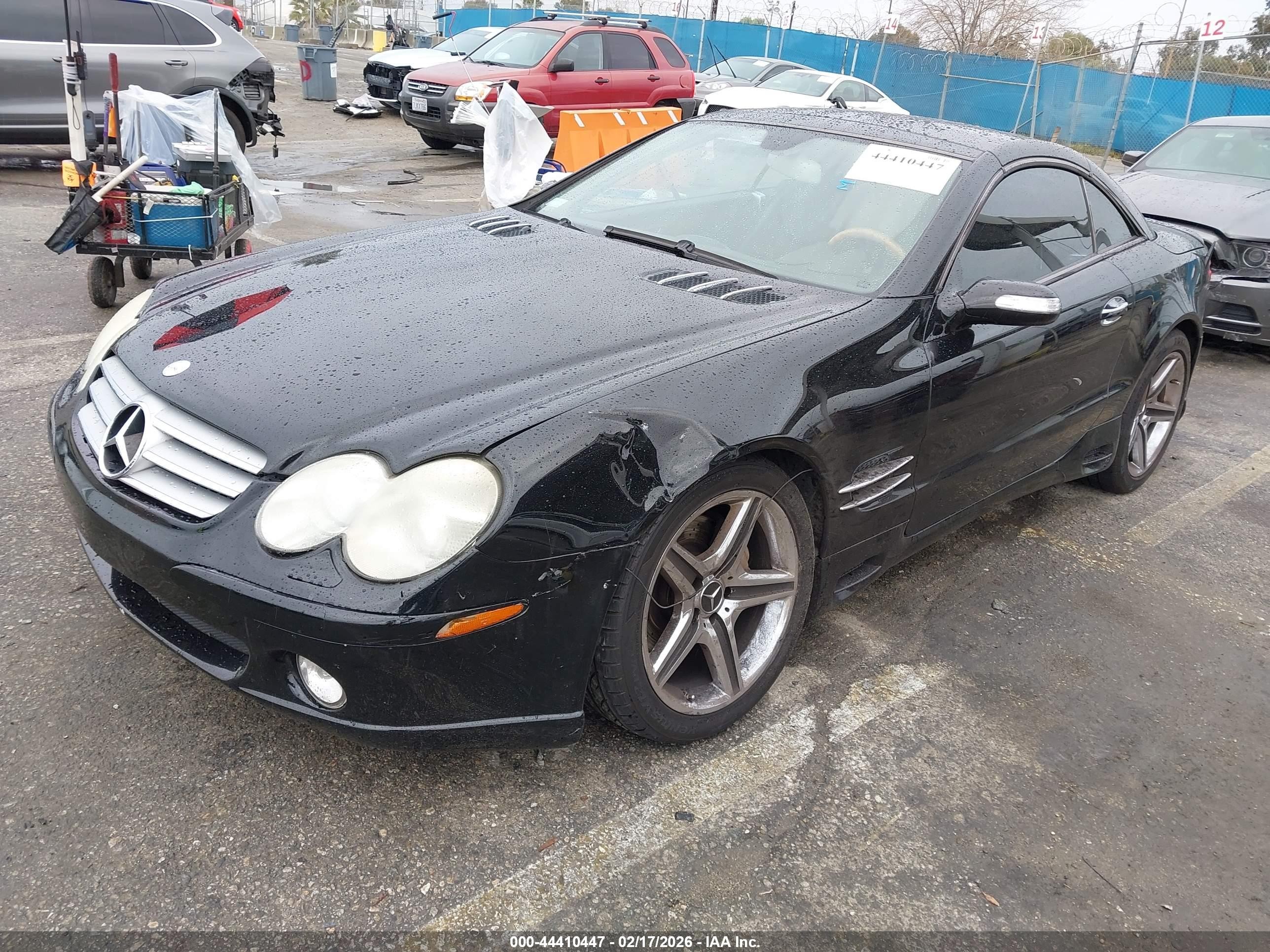 2007 Mercedes-benz Sl 550   Black vin: WDBSK71F97F125597
