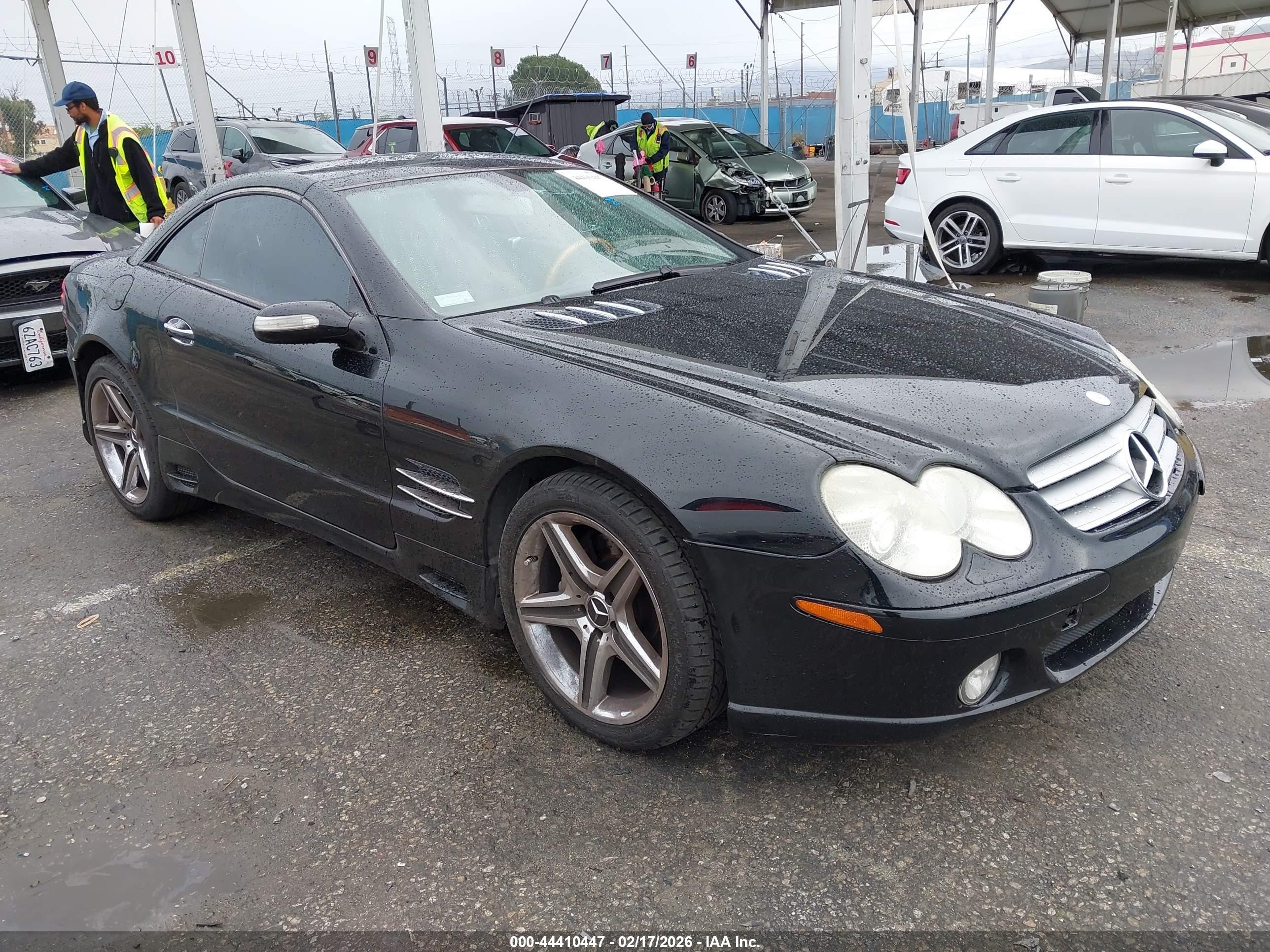 2007 Mercedes-benz Sl 550   Black vin: WDBSK71F97F125597