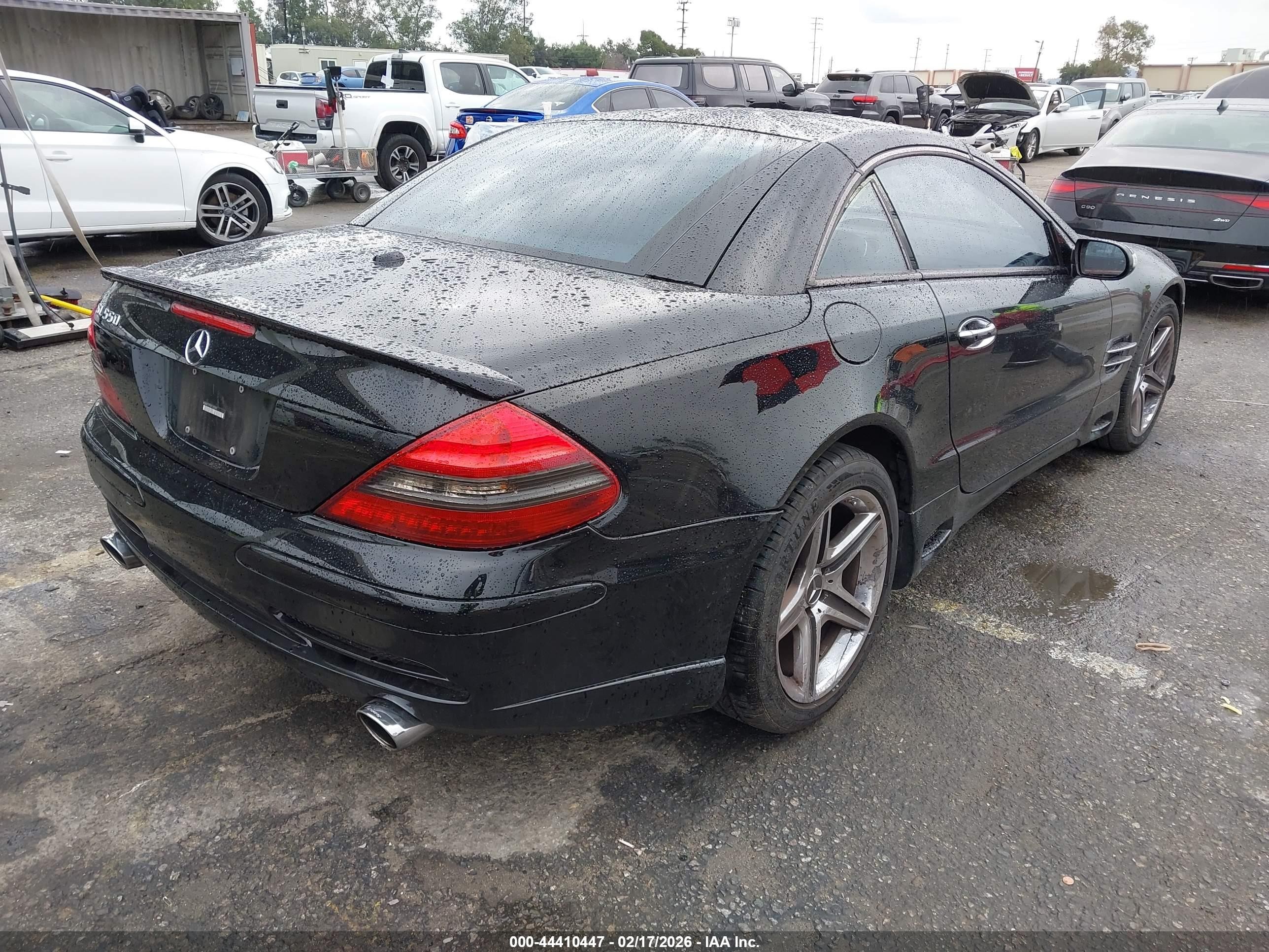 2007 Mercedes-benz Sl 550   Black vin: WDBSK71F97F125597