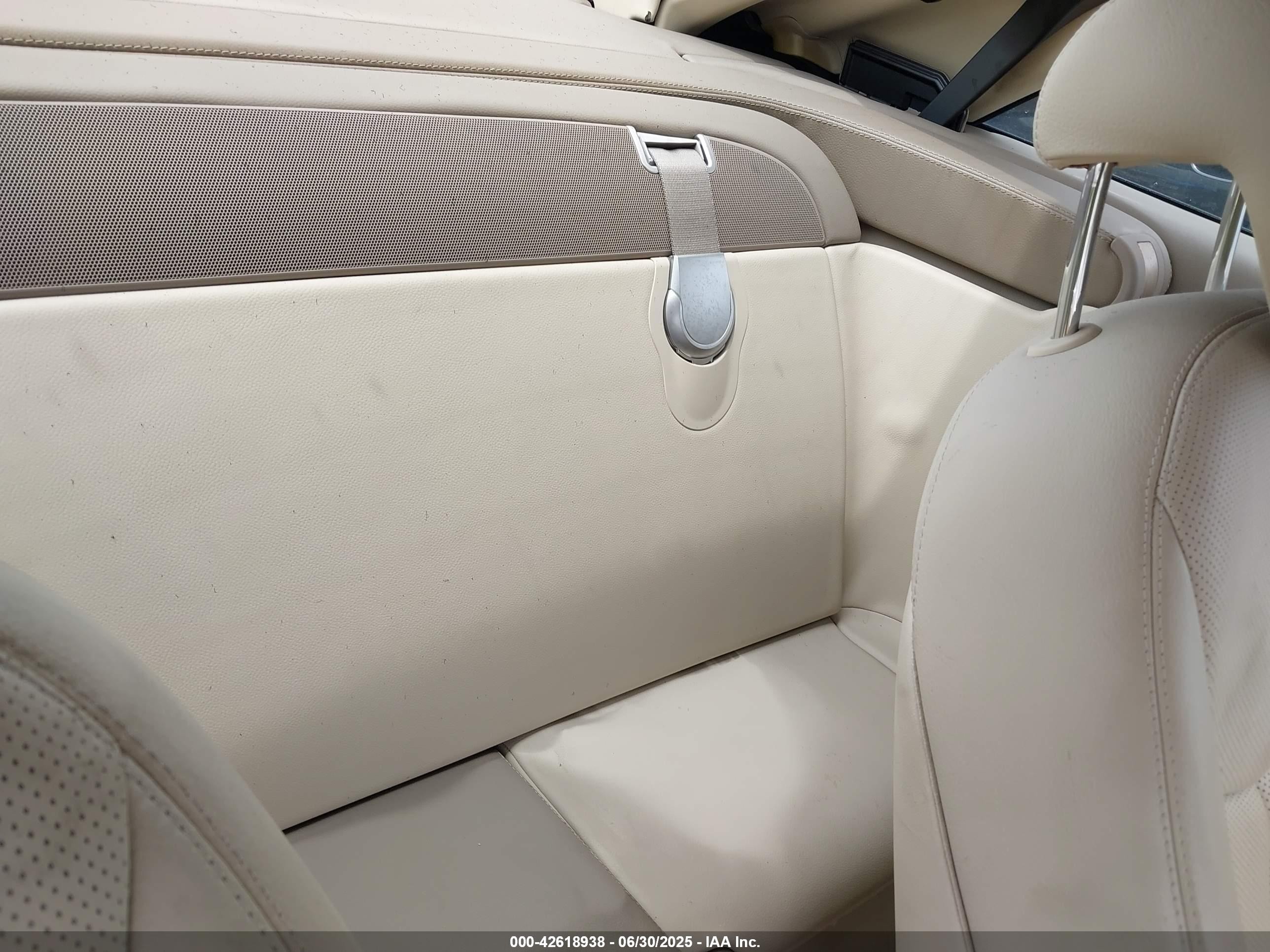 2007 Mercedes-benz Sl 550   Navy vin: WDBSK71F97F130167