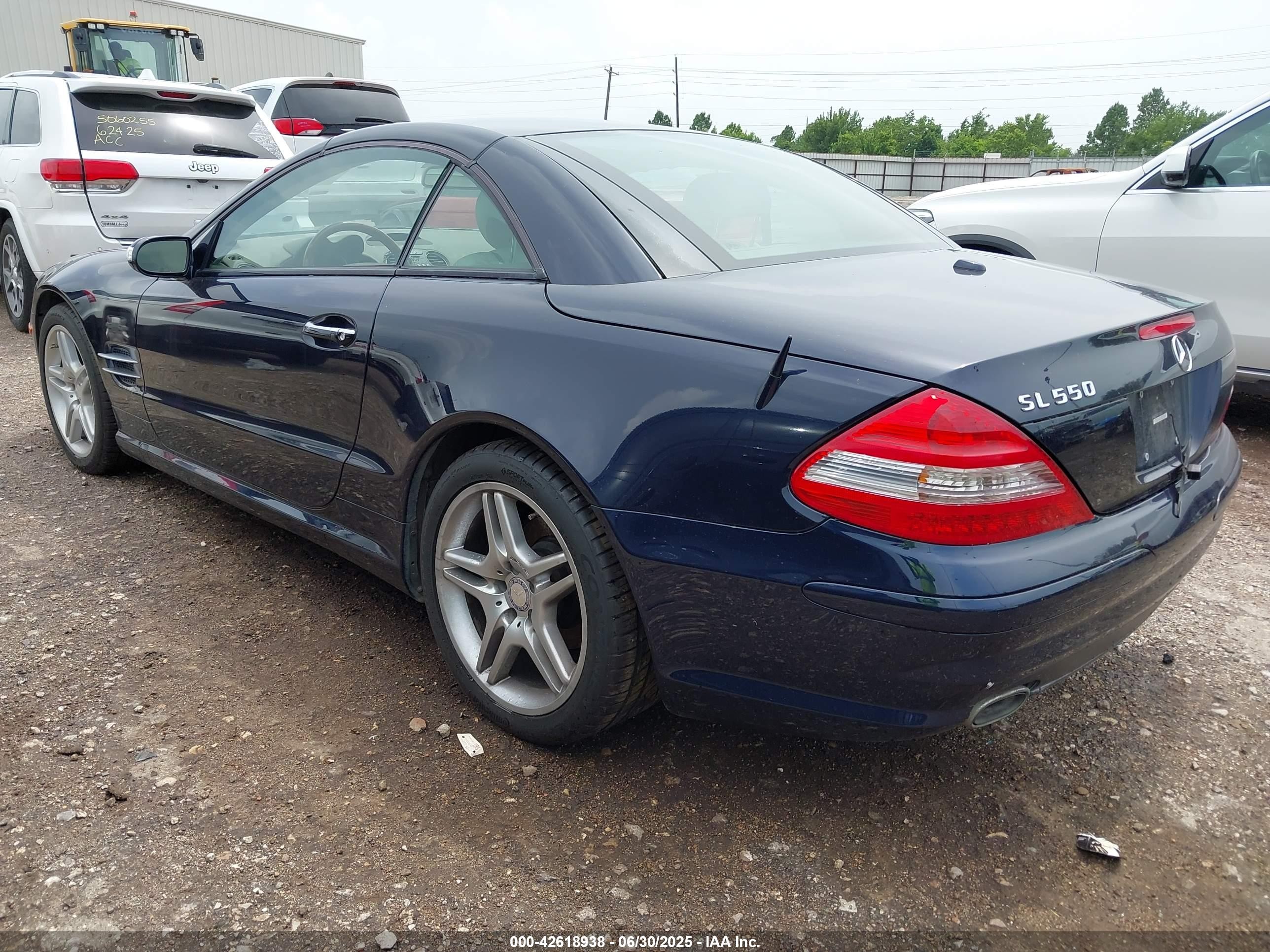 2007 Mercedes-benz Sl 550   Navy vin: WDBSK71F97F130167