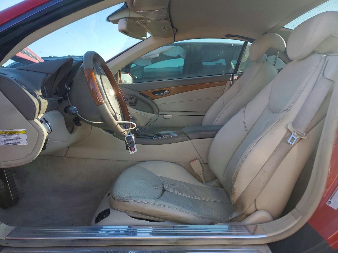 2007 Mercedes-benz Sl 550 Red vin: WDBSK71F97F132680