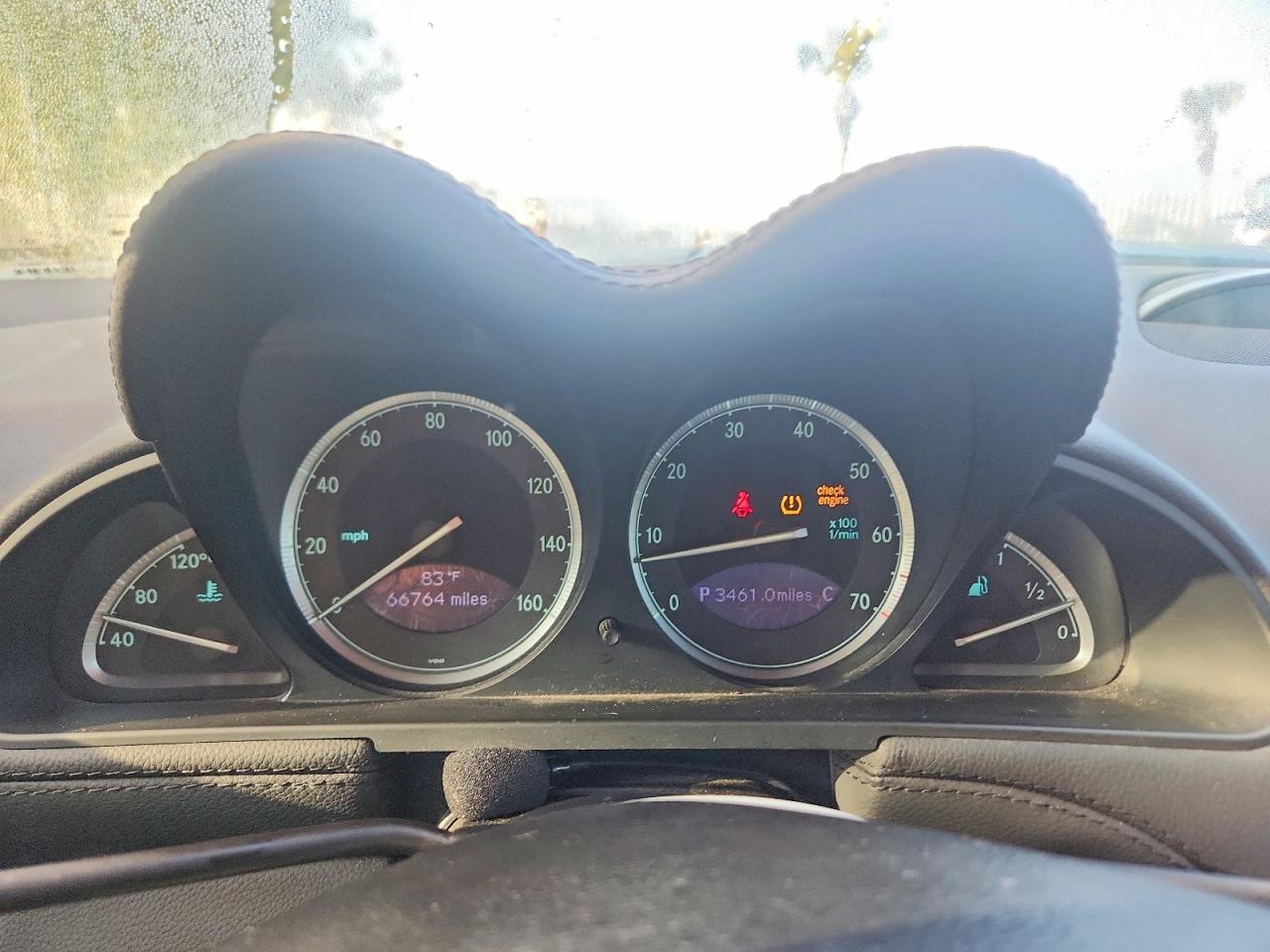 2007 Mercedes-benz Sl 550 Silver vin: WDBSK71F97F133652