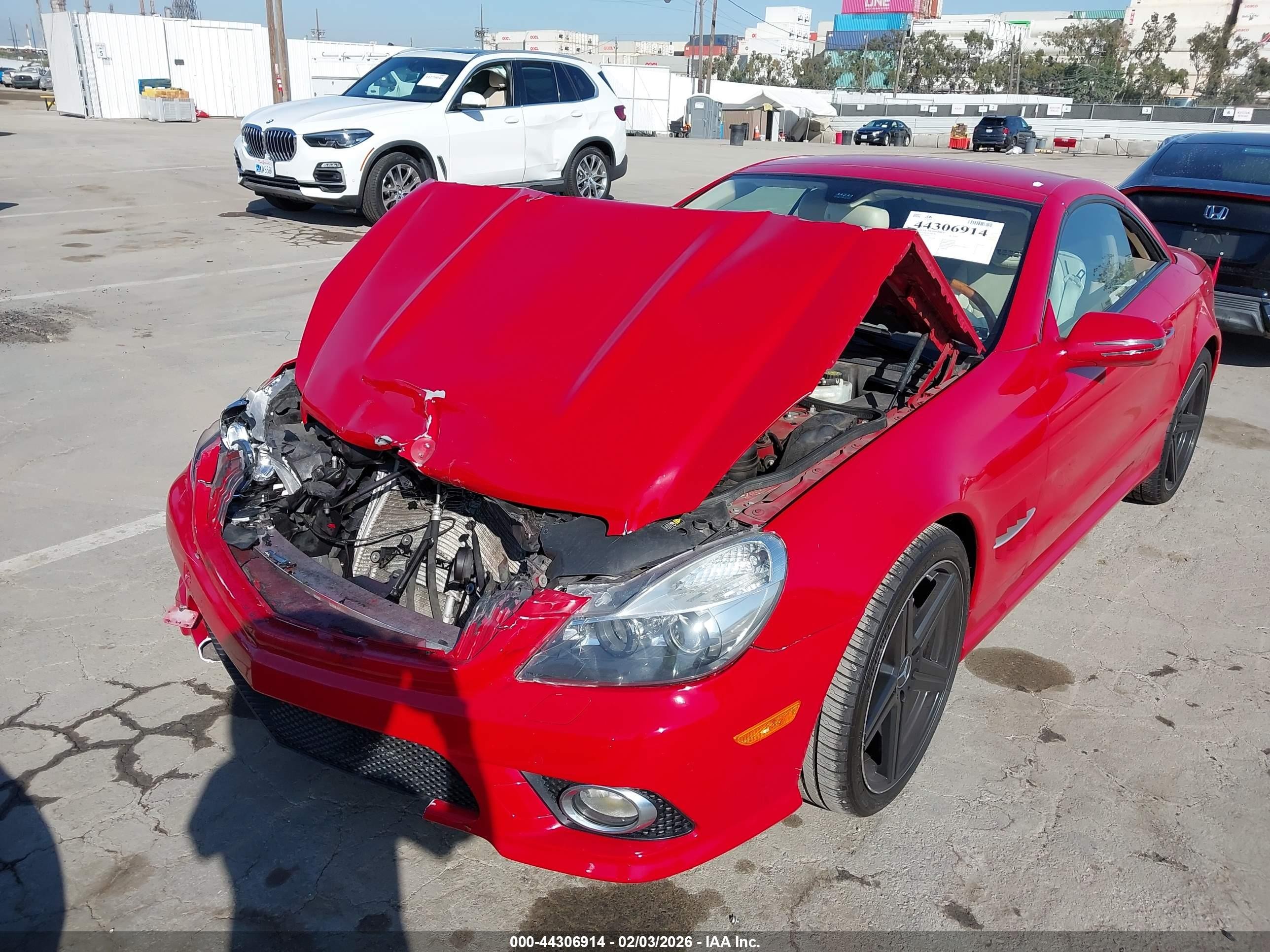 2009 Mercedes-benz Sl 550   Red vin: WDBSK71F99F144041