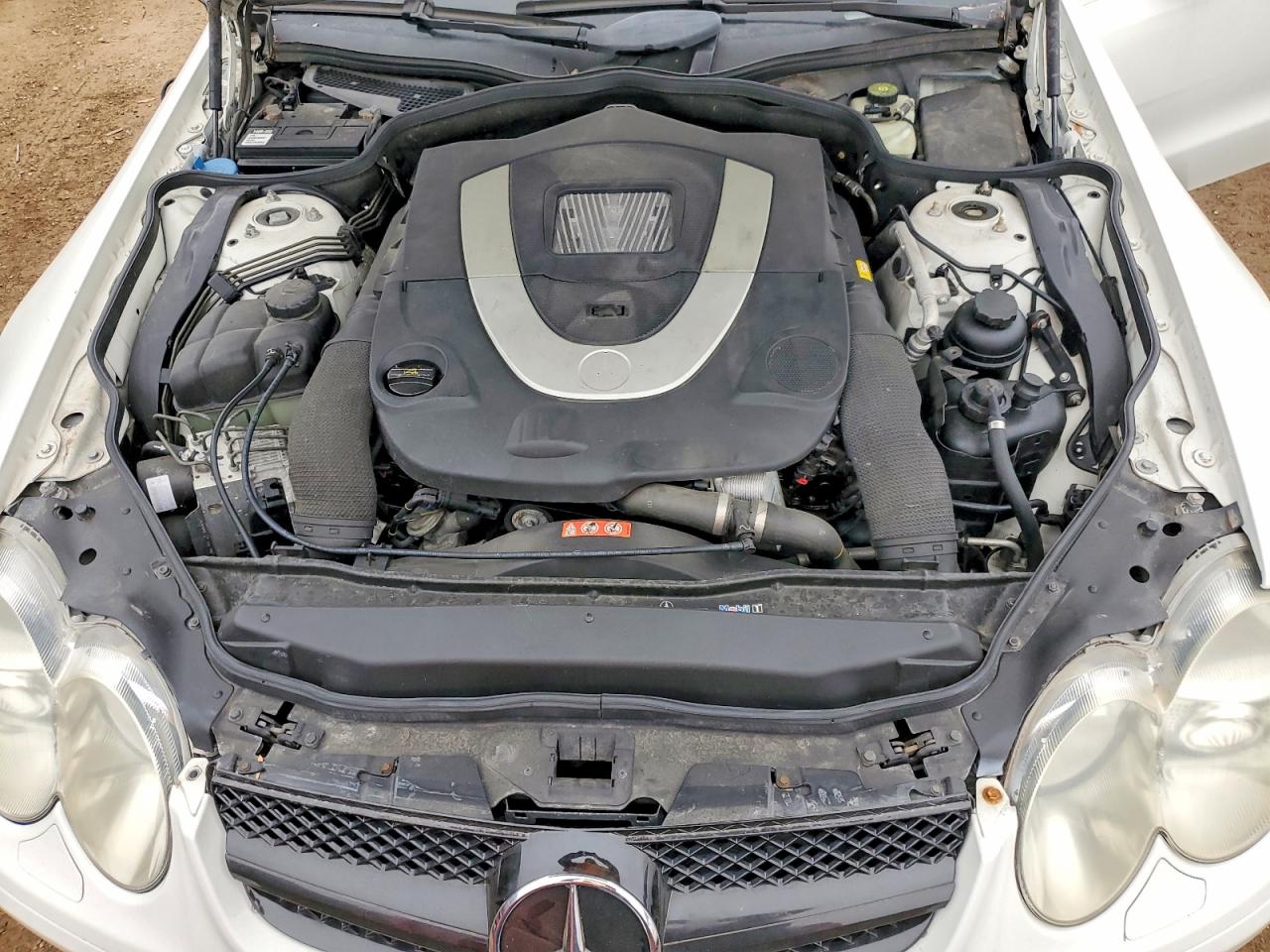 2007 Mercedes-benz Sl 550 Белый vin: WDBSK71FX7F129349