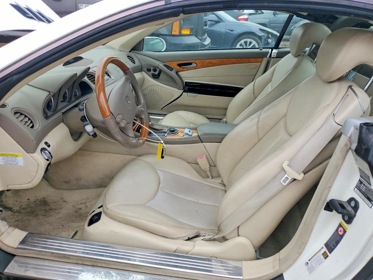 2007 Mercedes-benz Sl 550 Белый vin: WDBSK71FX7F129349