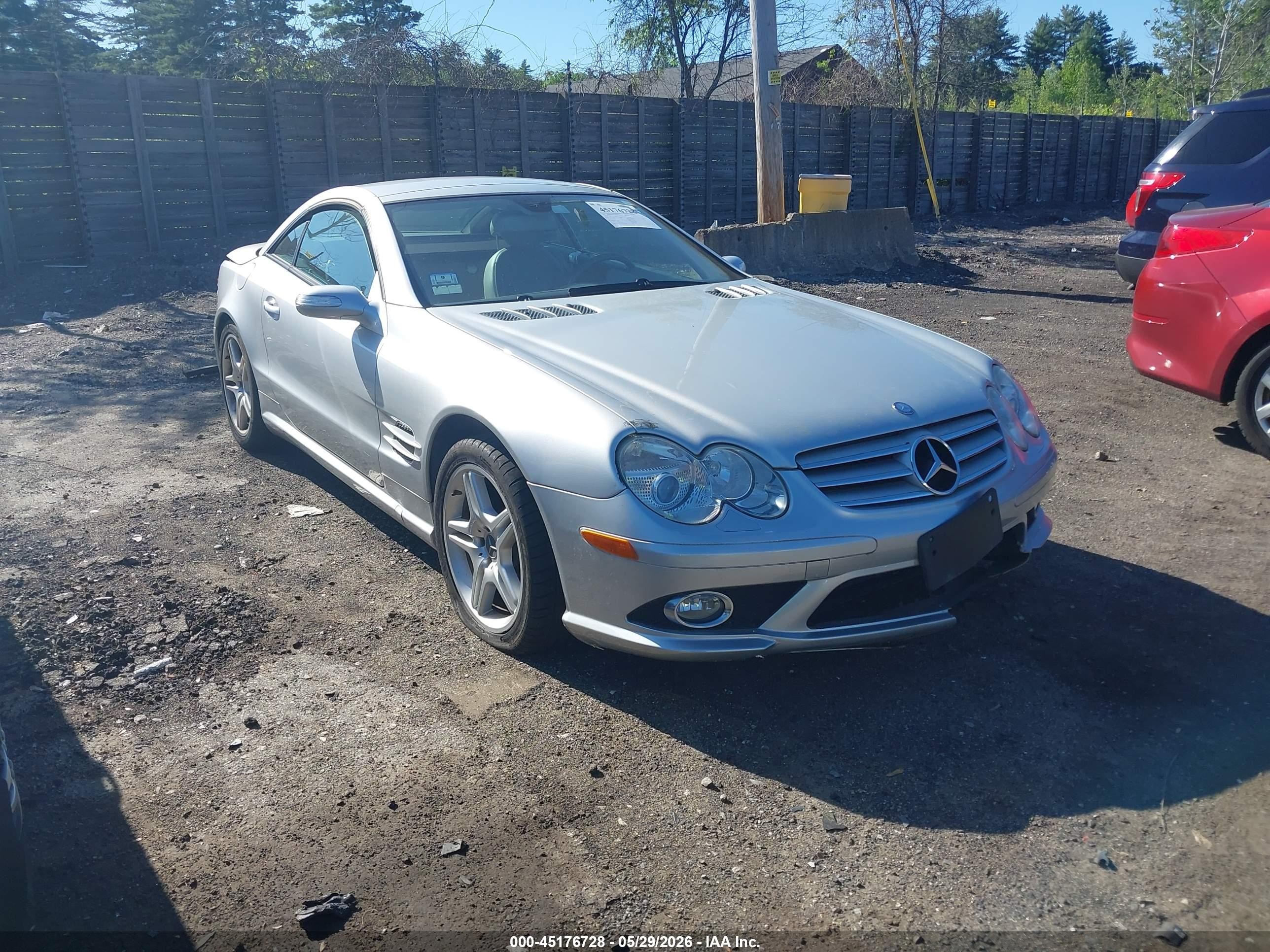 2007 Mercedes-benz Sl 550   Silver vin: WDBSK71FX7F130288