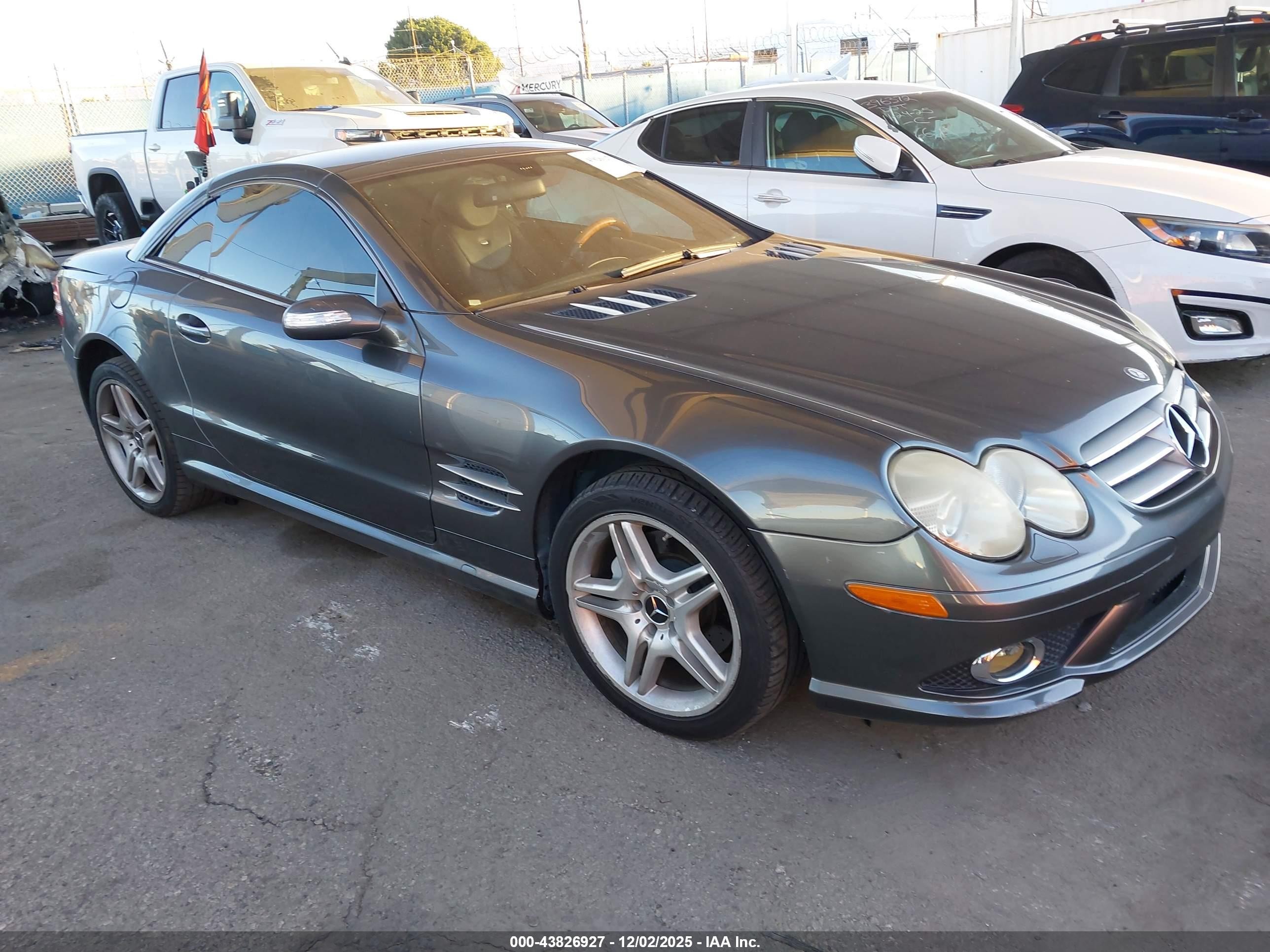 2007 Mercedes-benz Sl 550   Gray vin: WDBSK71FX7F131392