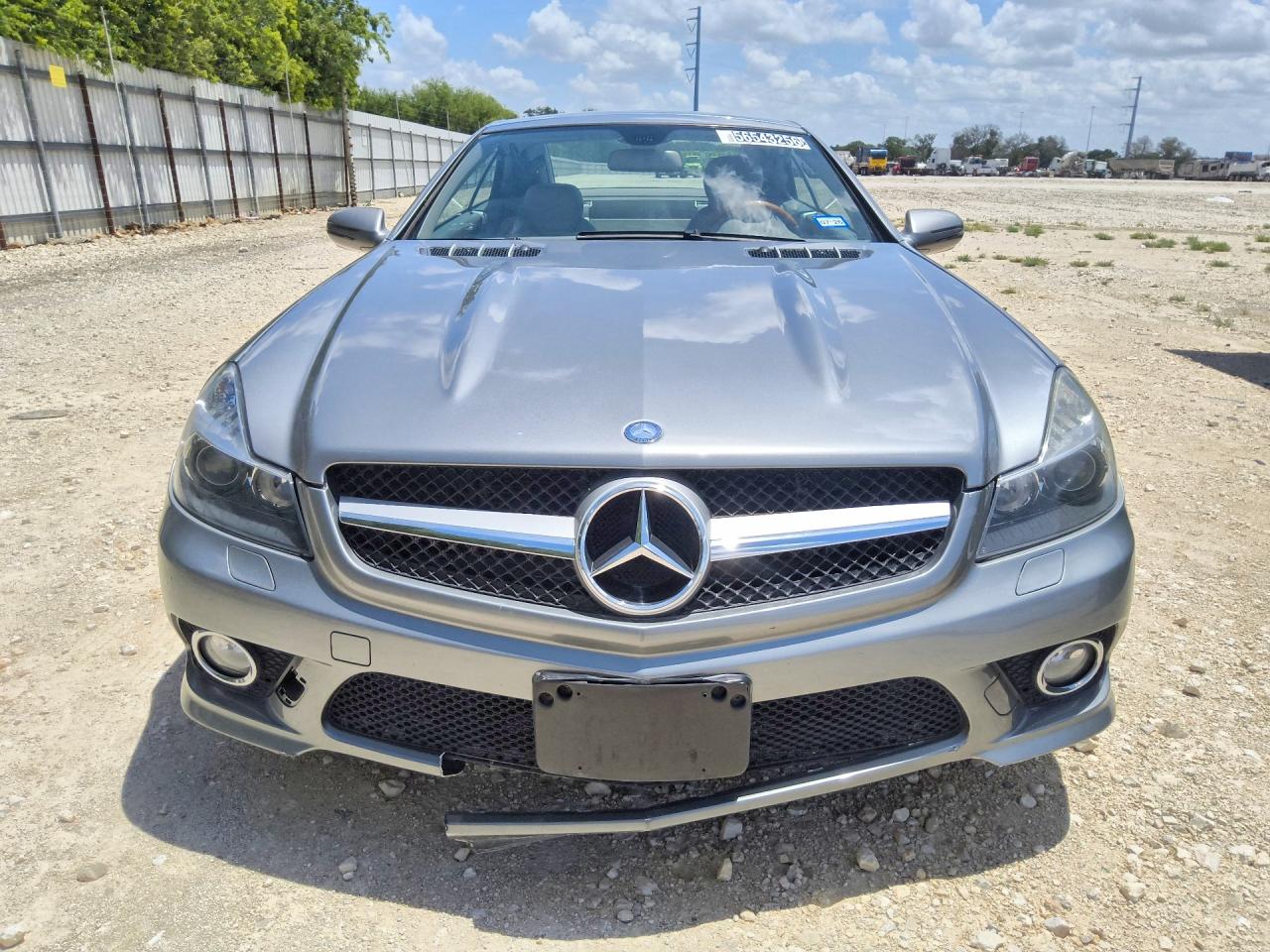 2009 Mercedes-benz Sl 550 Silver vin: WDBSK71FX9F155727