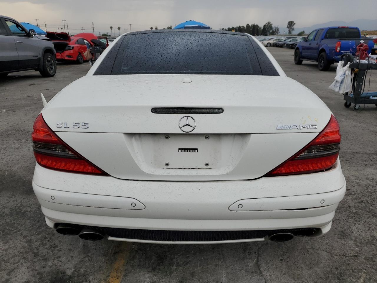 2007 Mercedes-benz Sl 55 Amg White vin: WDBSK72F47F133895