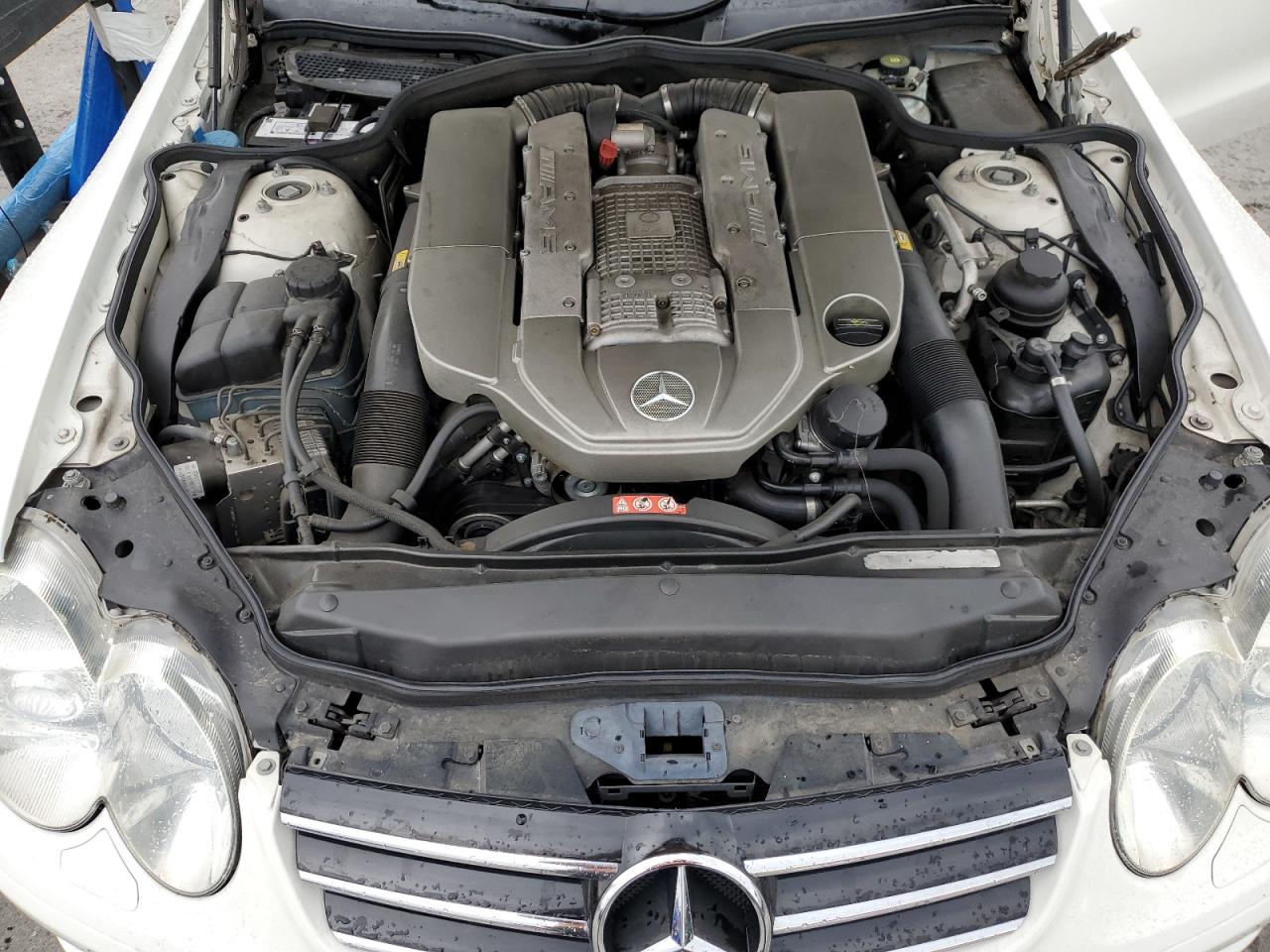 2007 Mercedes-benz Sl 55 Amg White vin: WDBSK72F47F133895