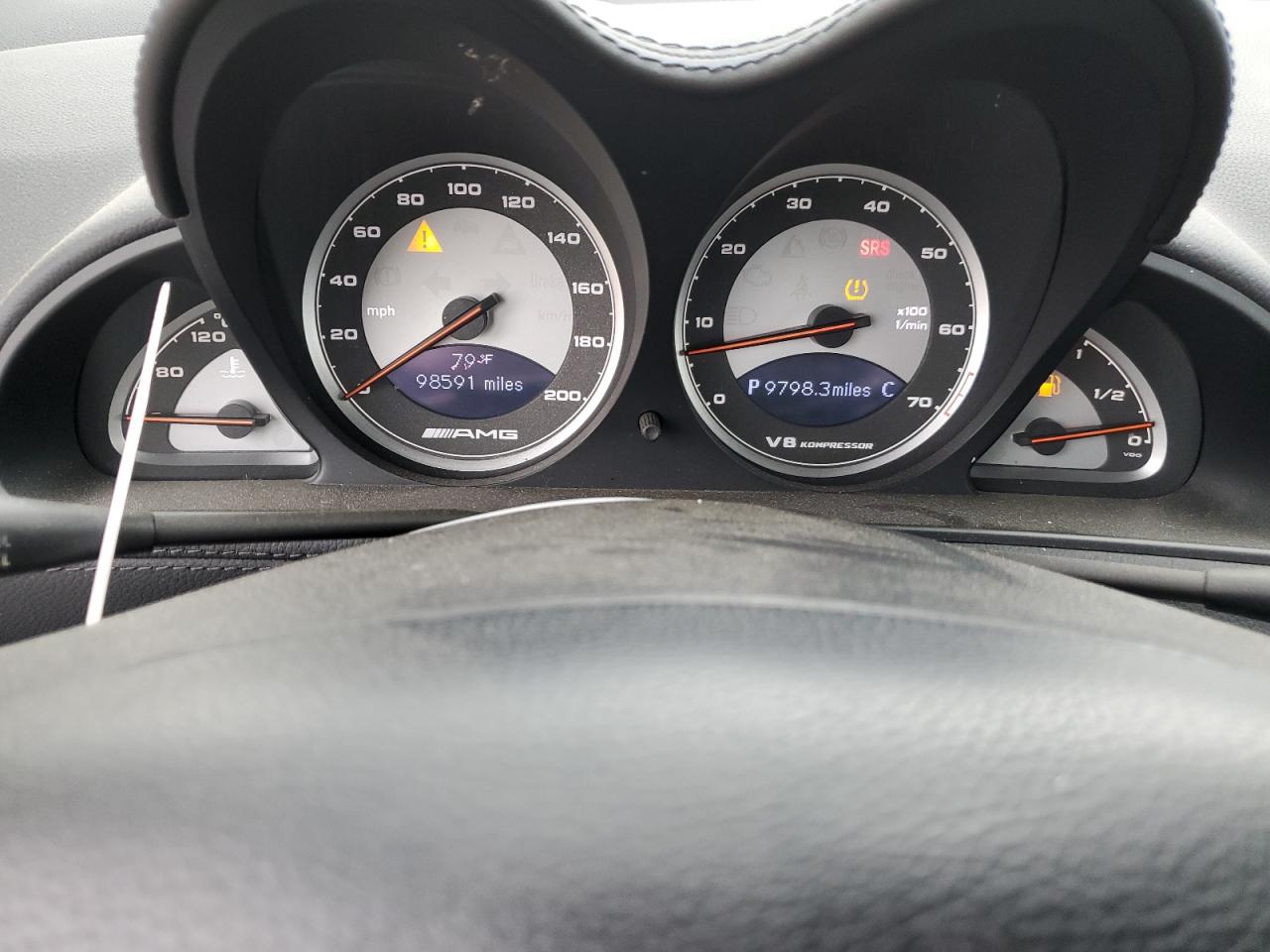 2007 Mercedes-benz Sl 55 Amg White vin: WDBSK72F47F133895