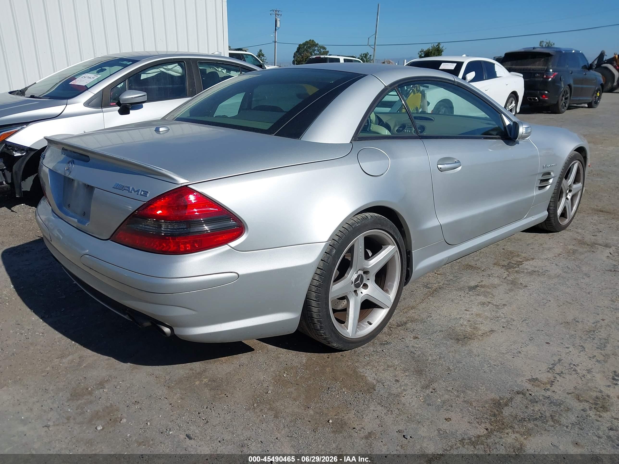 2007 Mercedes-benz Sl 55 Amg   Silver vin: WDBSK72F57F118936