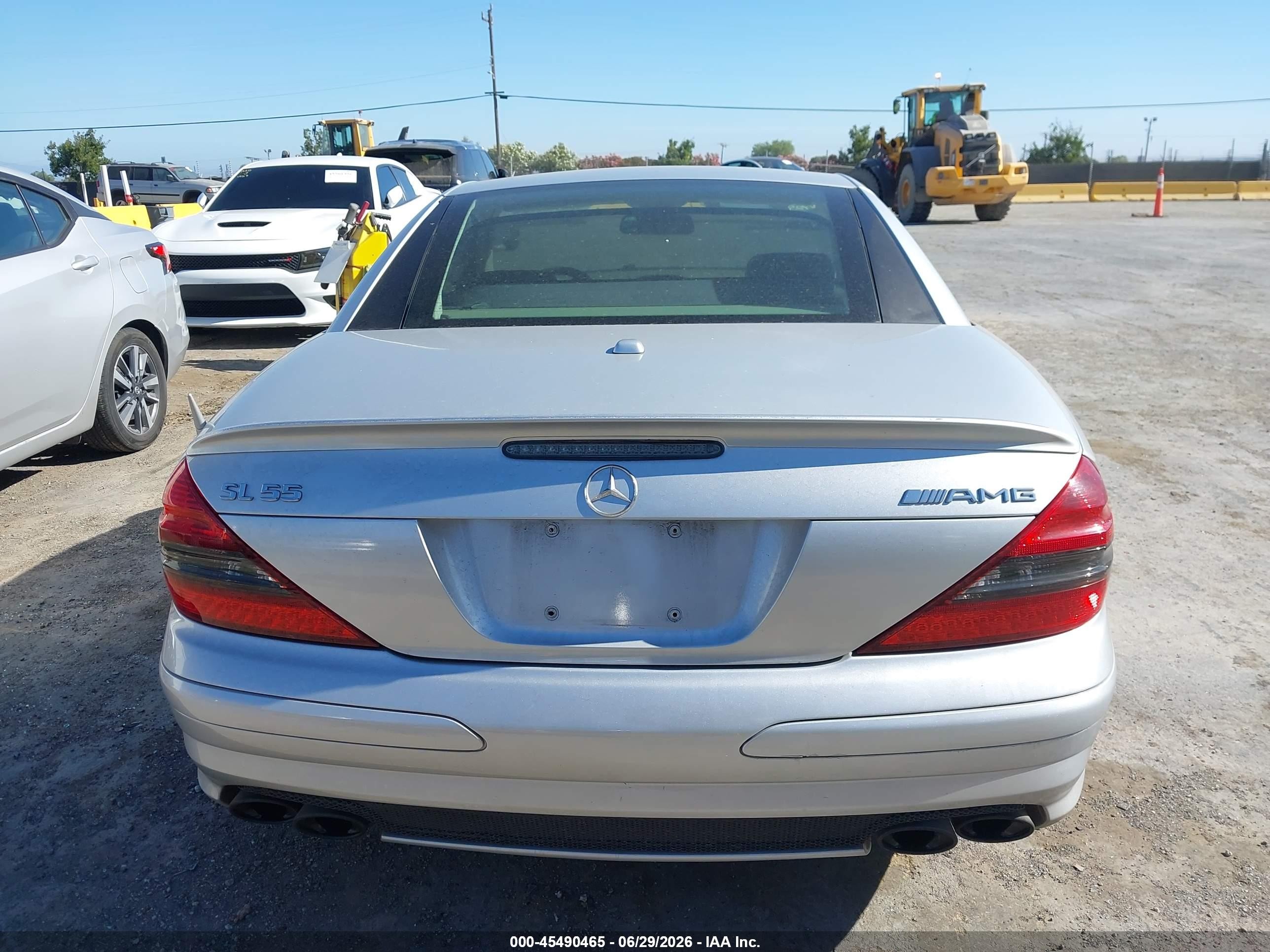 2007 Mercedes-benz Sl 55 Amg   Silver vin: WDBSK72F57F118936